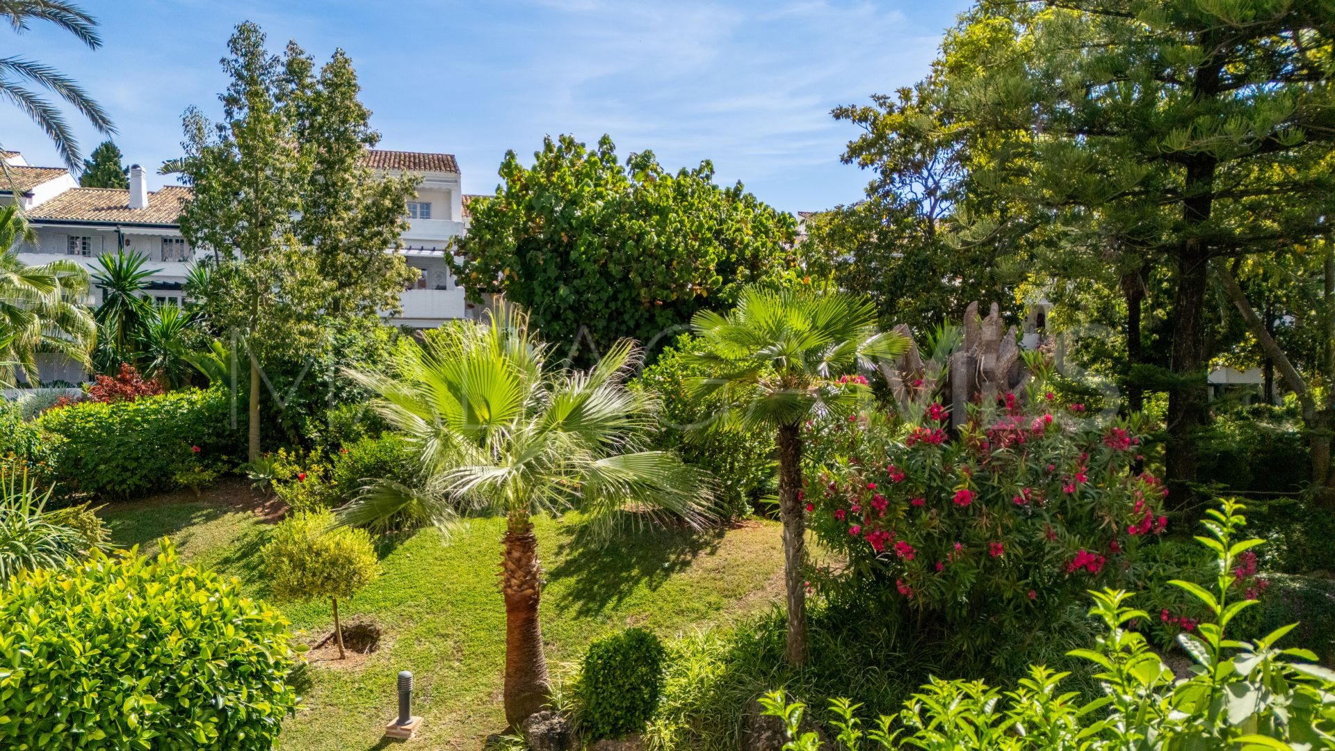 Markplanslägenhet for sale in Puente Romano II