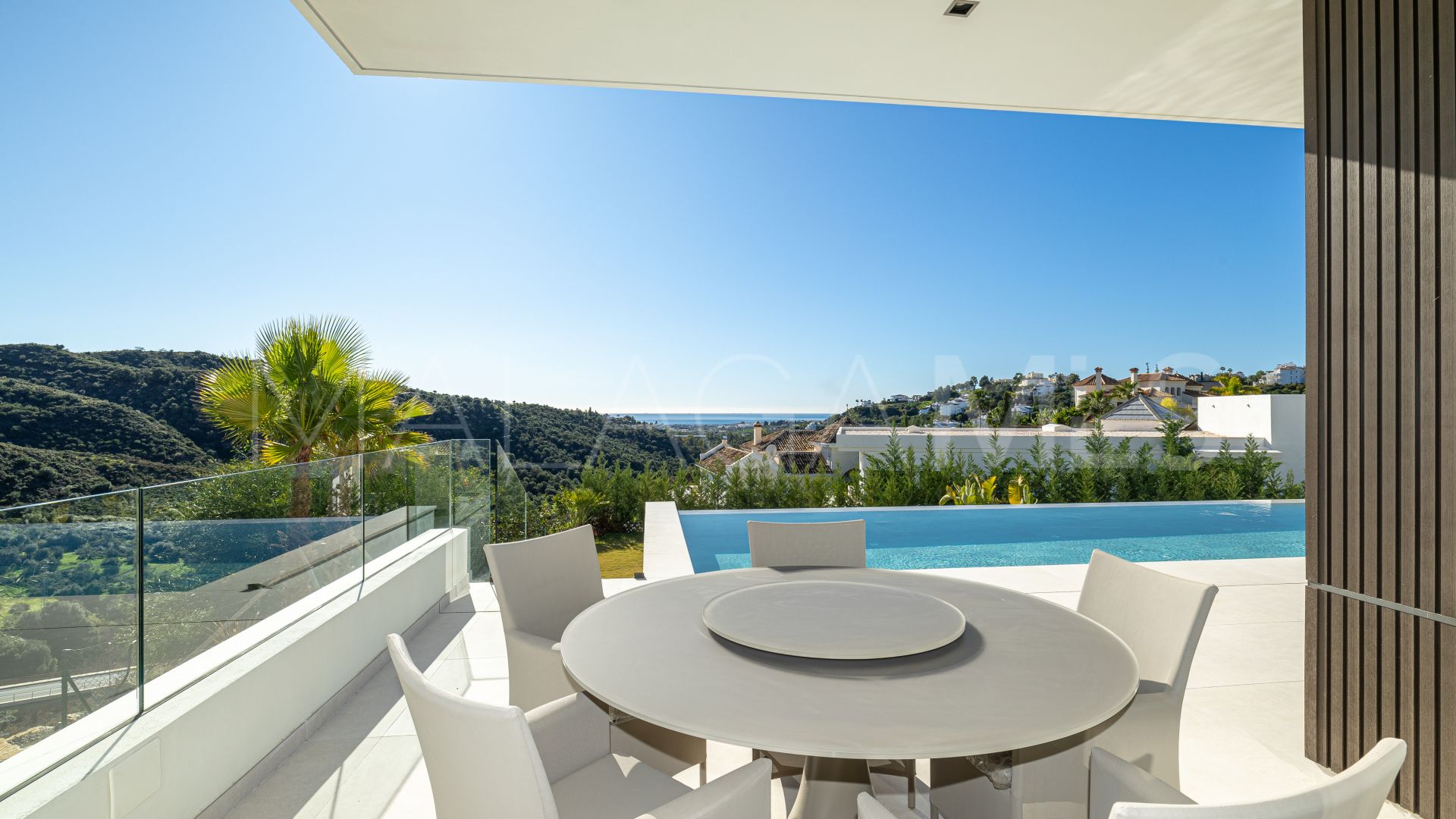 Villa for sale in Lomas de La Quinta