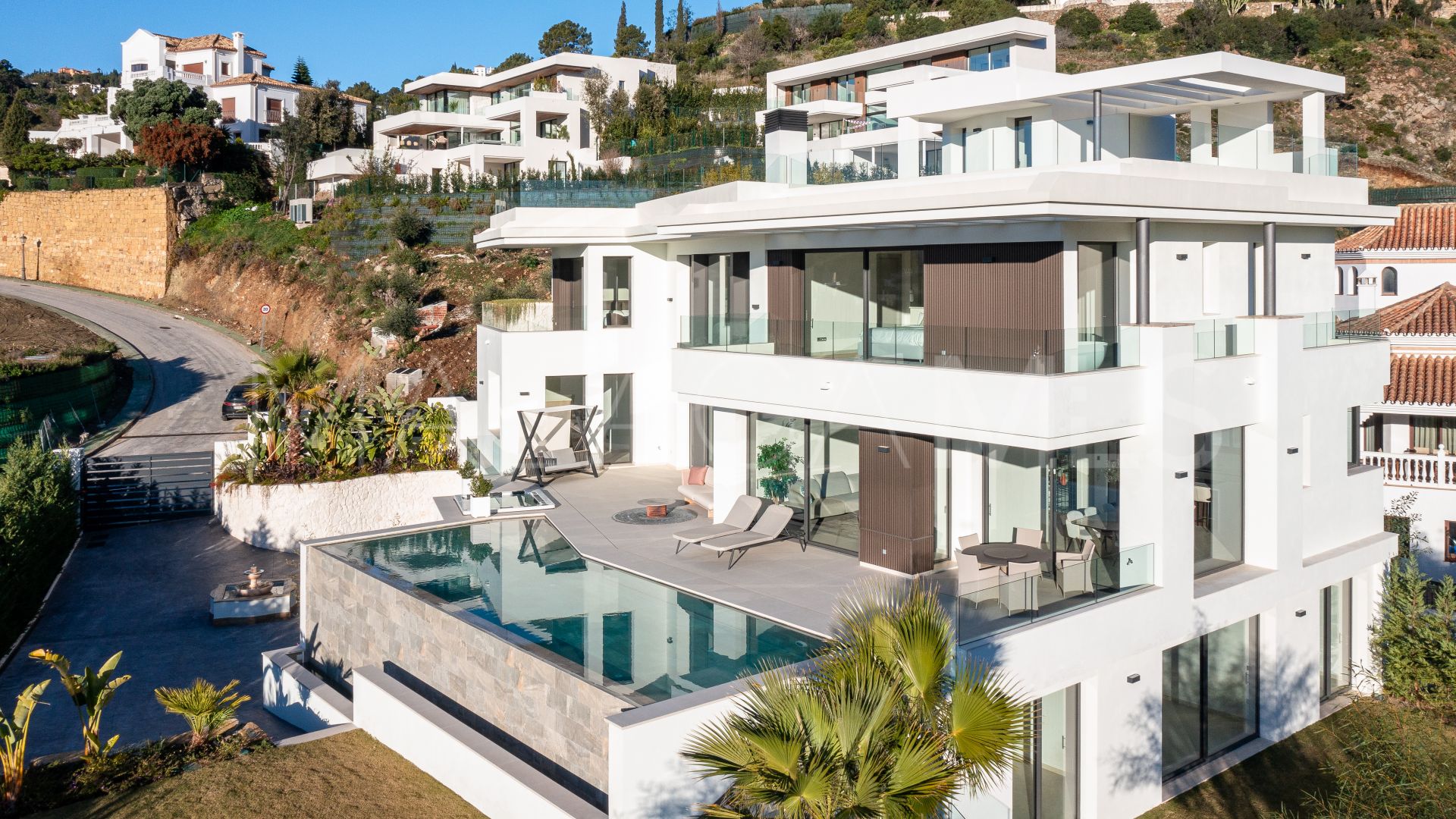 Villa for sale in Lomas de La Quinta