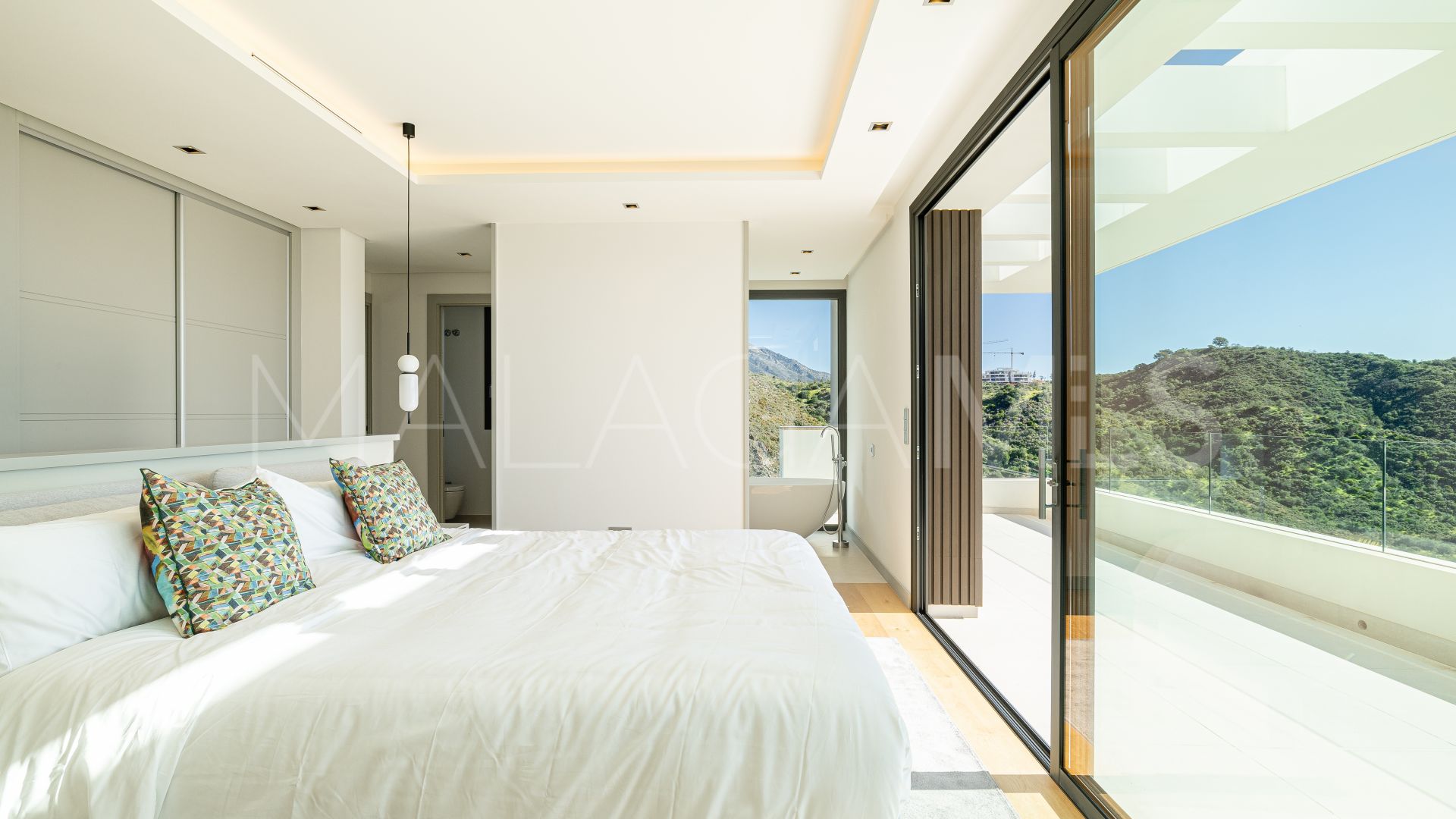 Villa for sale in Lomas de La Quinta