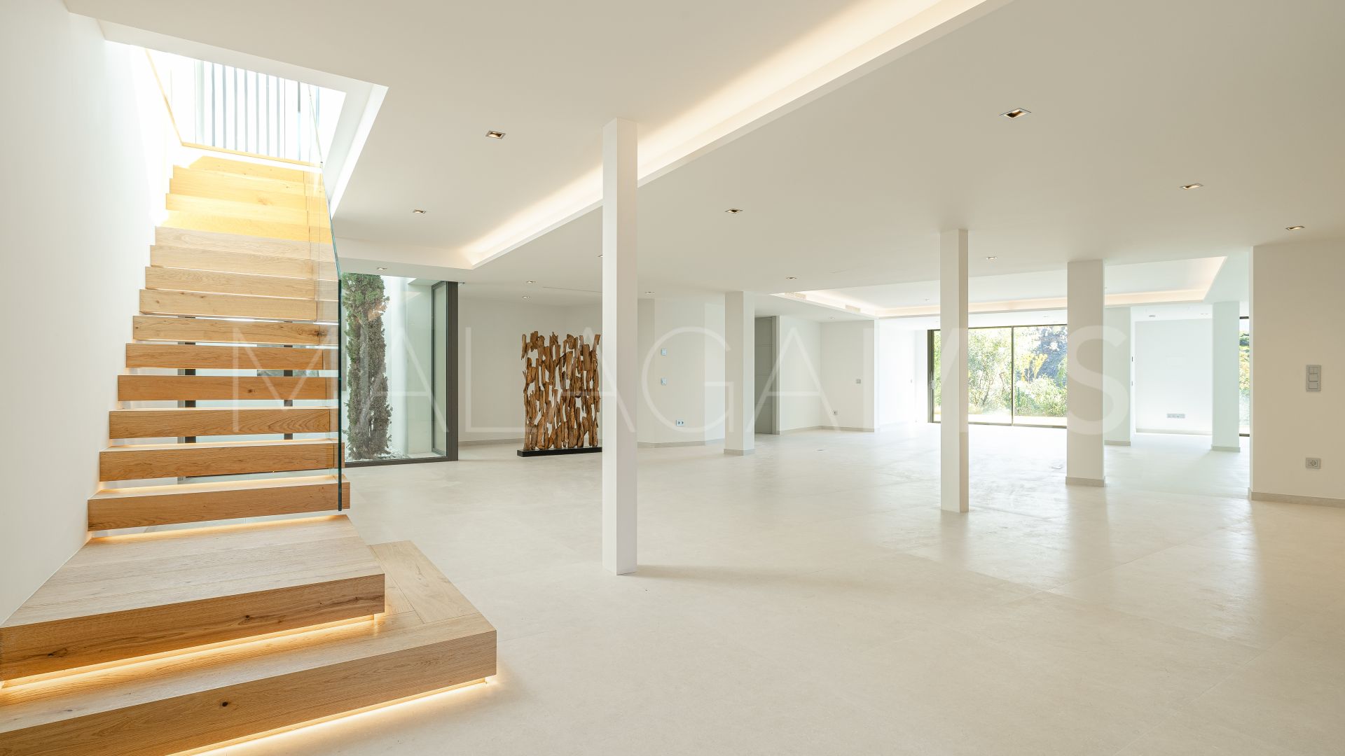 Villa for sale in Lomas de La Quinta