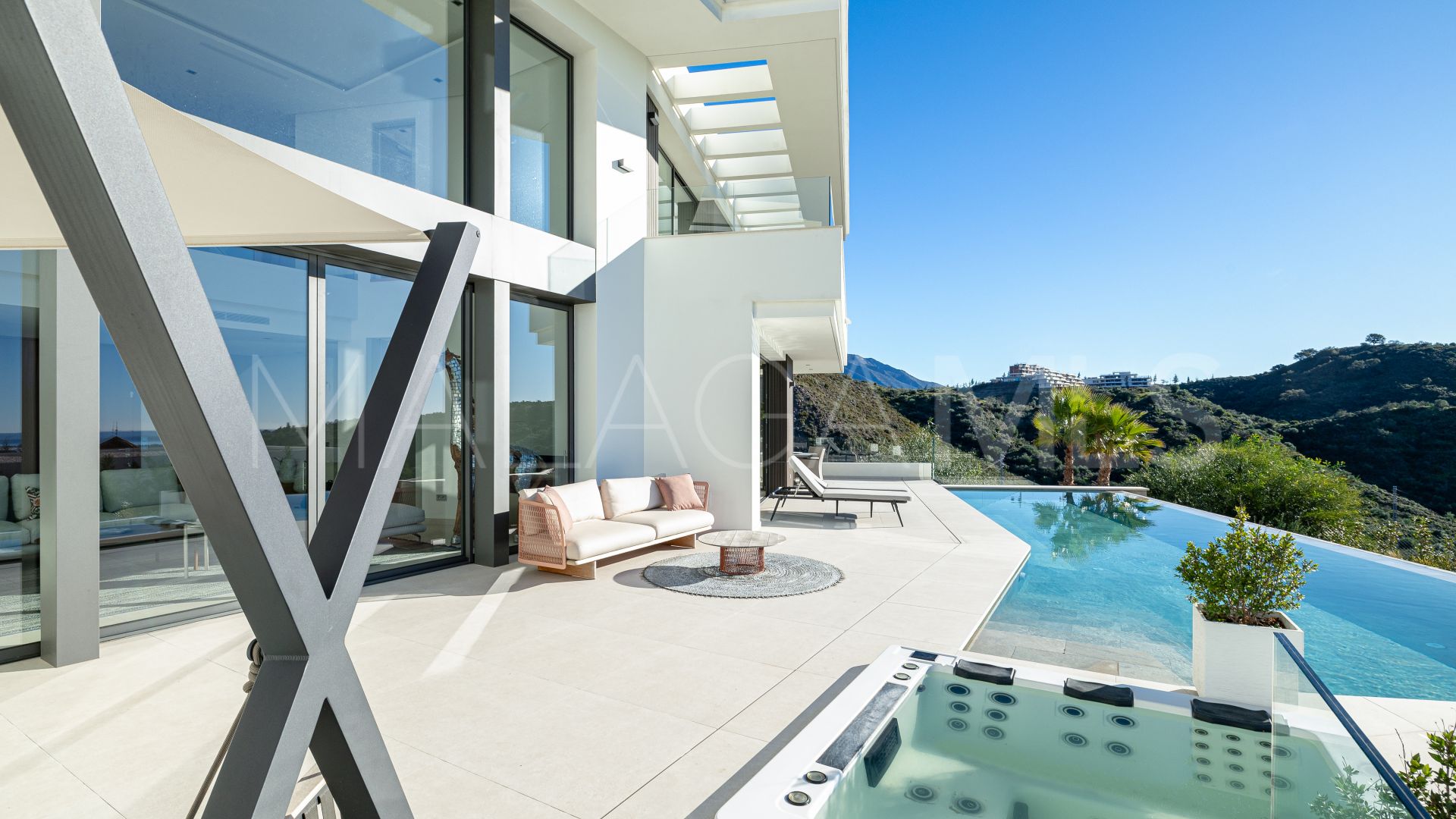 Villa for sale in Lomas de La Quinta