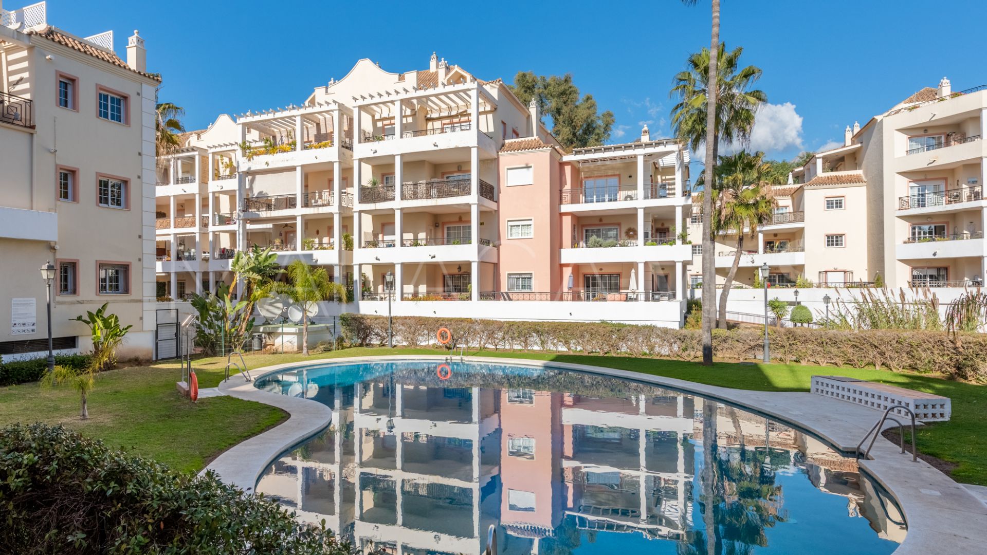 Zweistöckiges penthouse for sale in River Garden