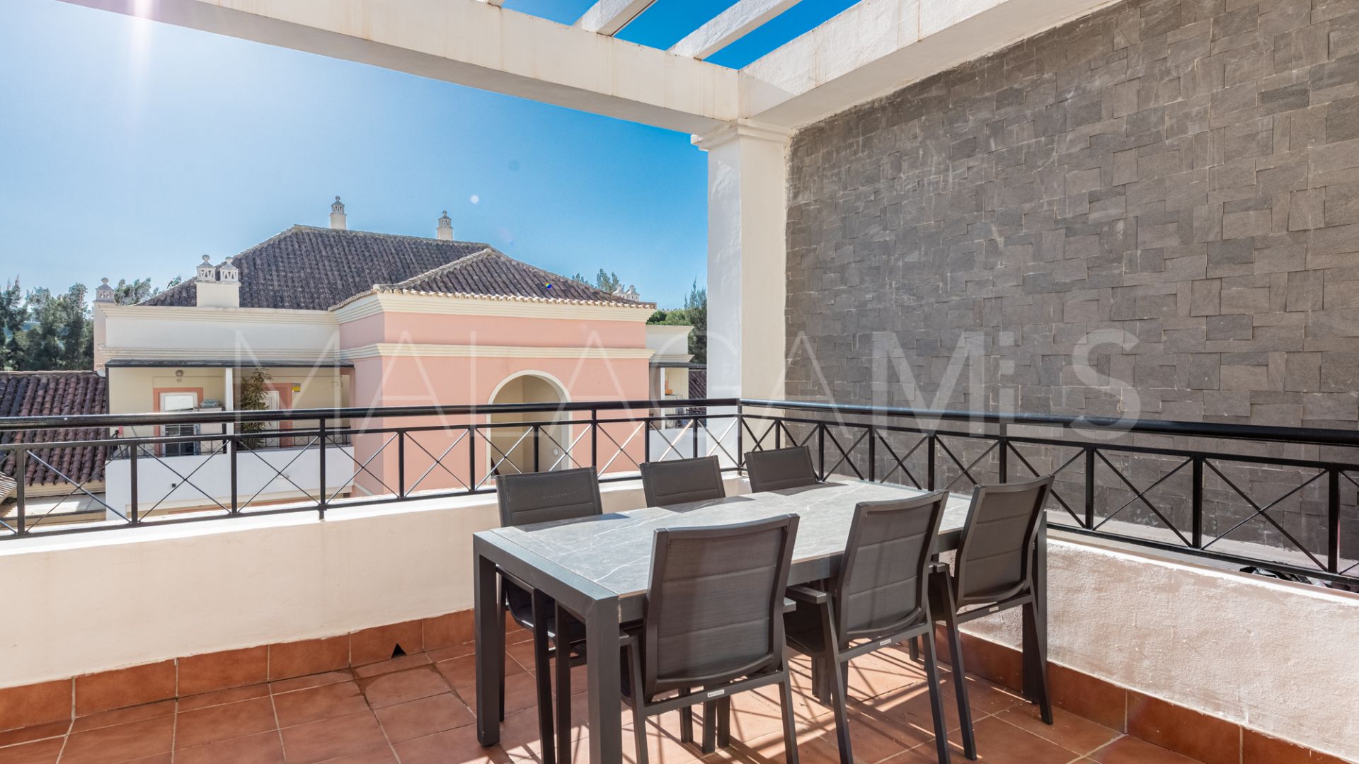 Zweistöckiges penthouse for sale in River Garden