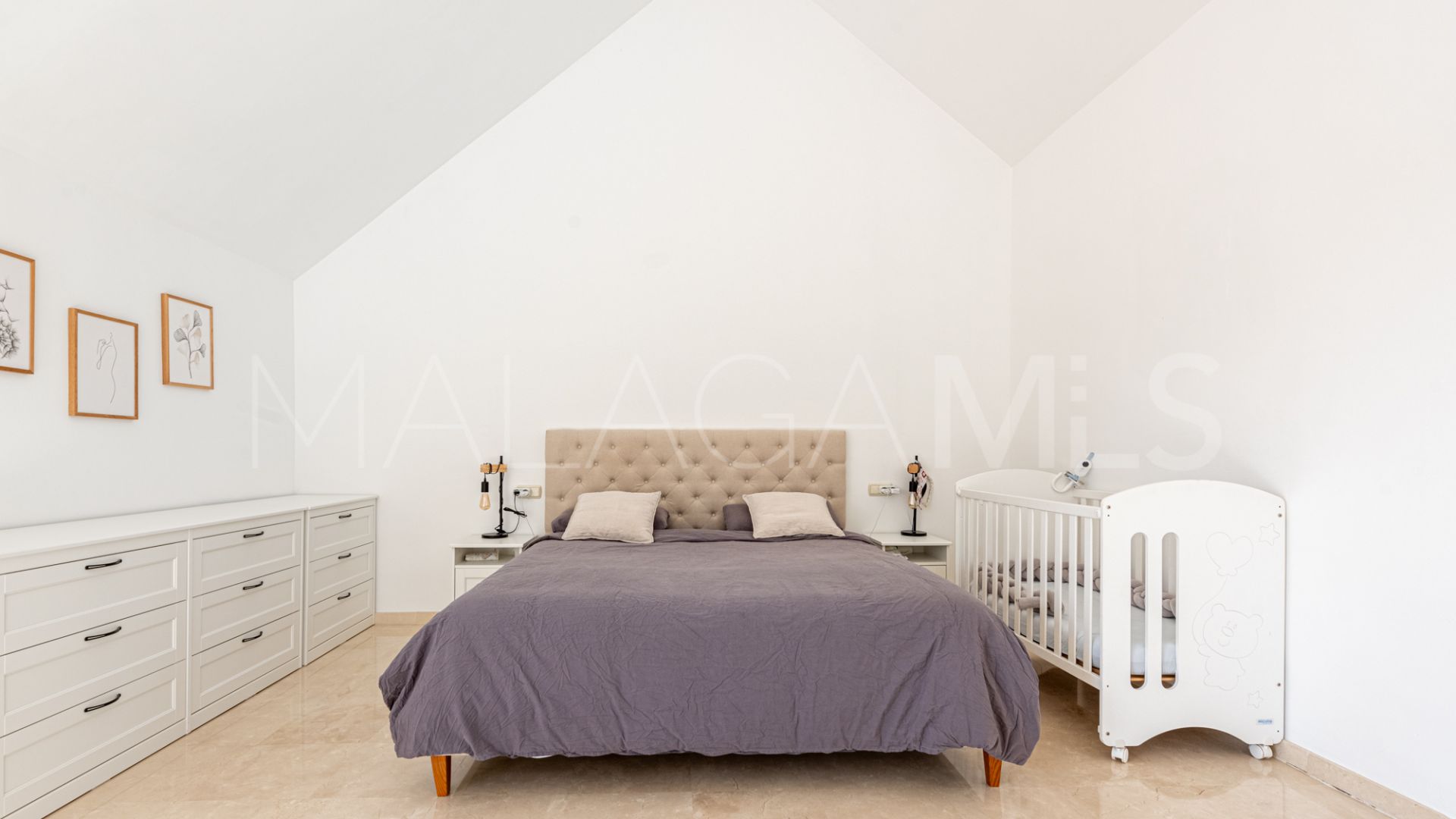 Zweistöckiges penthouse for sale in River Garden