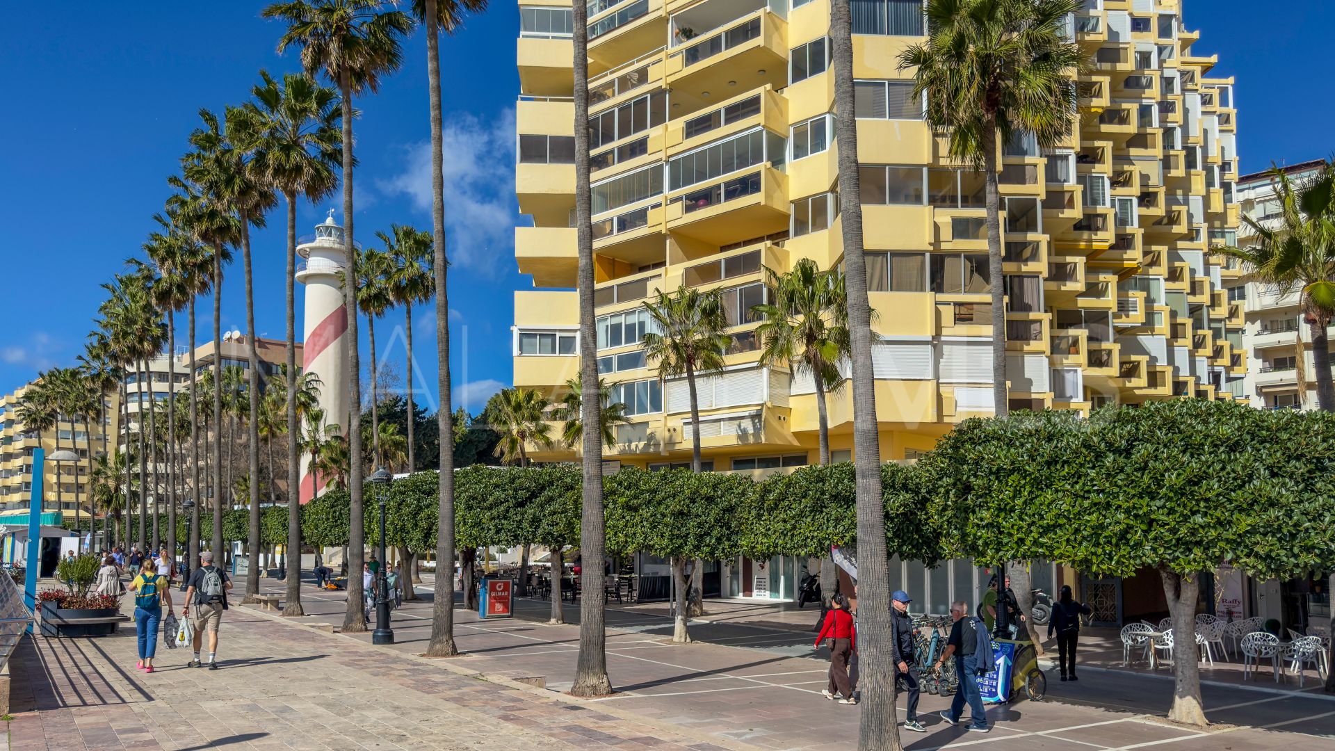 Kommersiella lokaler for sale in Marbella Centro