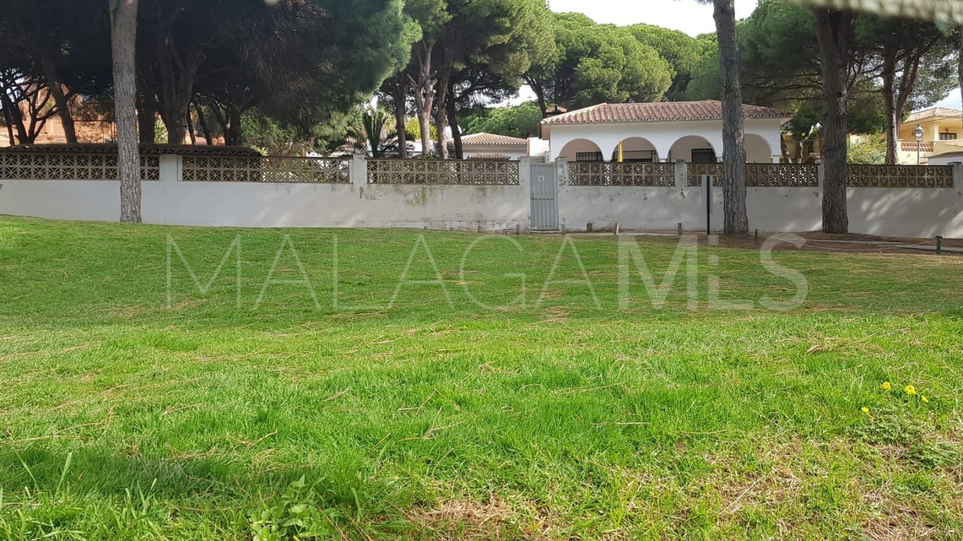 Terrain for sale in Cabopino