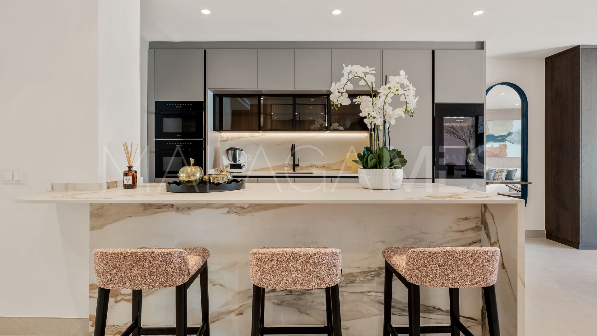 Buy Los Monteros Palm Beach apartment with 3 bedrooms