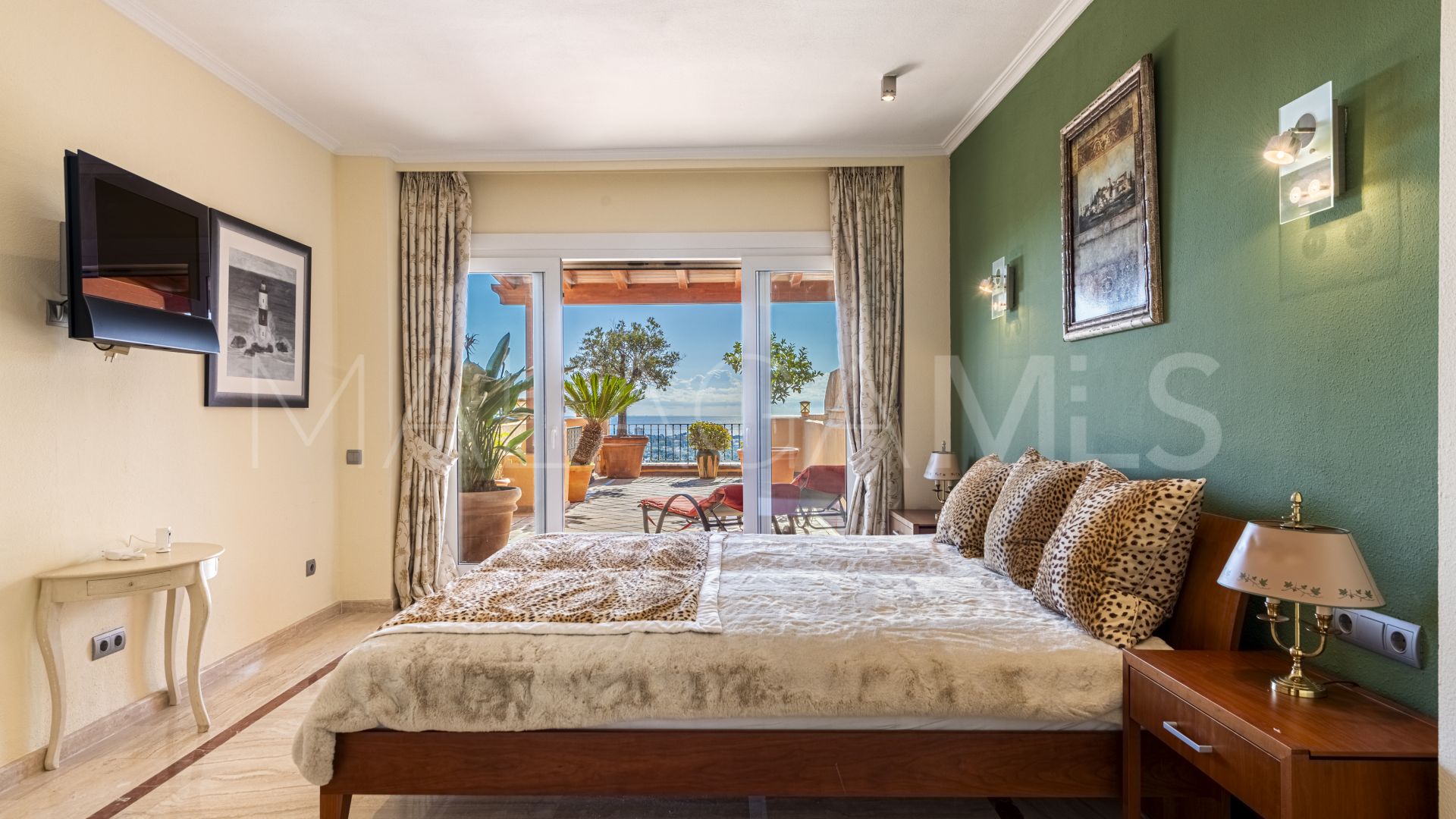 4 bedrooms Les Belvederes duplex penthouse for sale