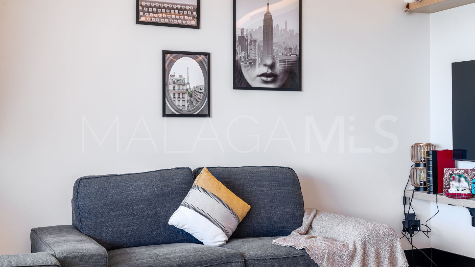 Lägenhet for sale in Marbella Lake