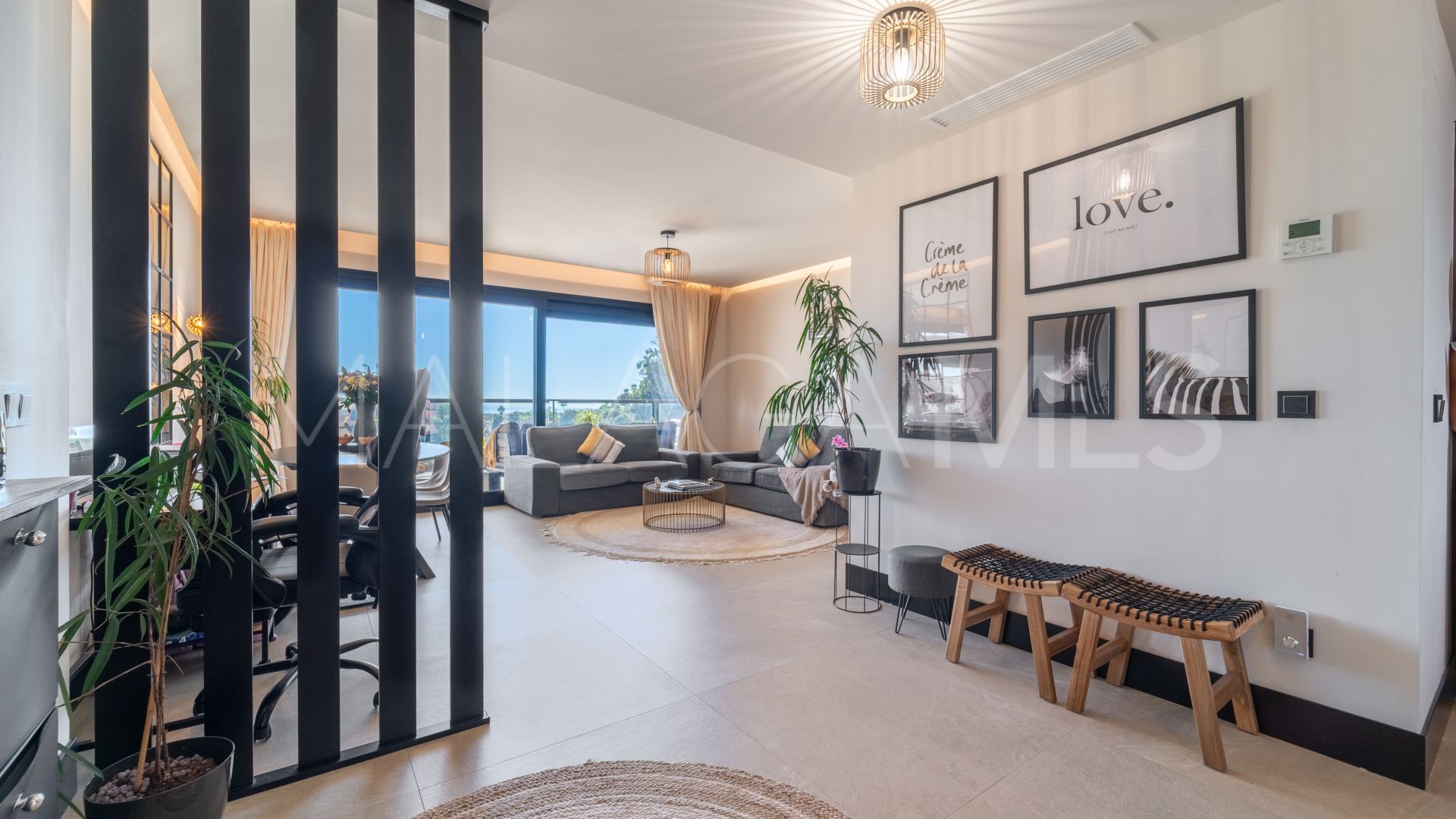 Lägenhet for sale in Marbella Lake