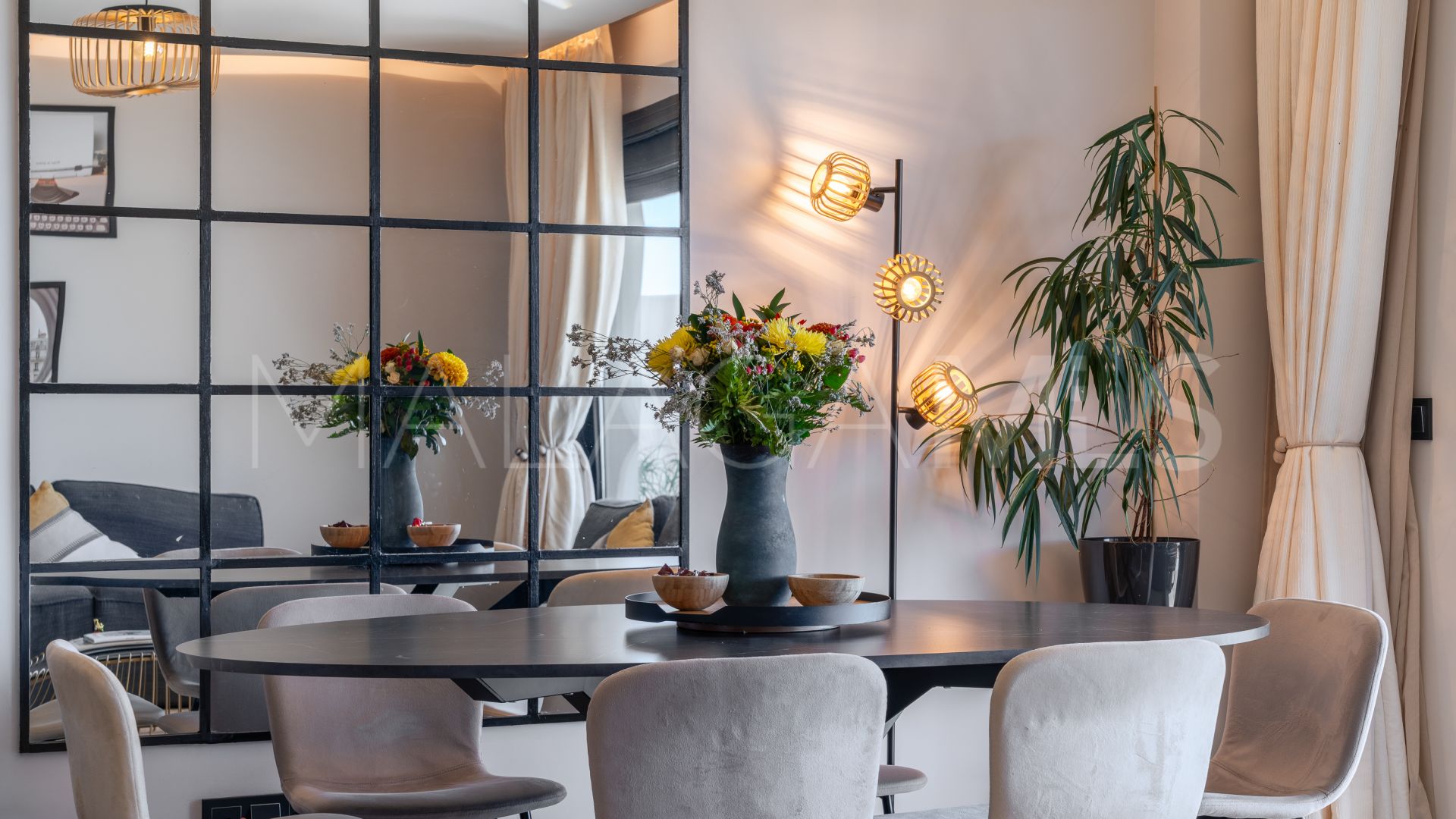 Lägenhet for sale in Marbella Lake