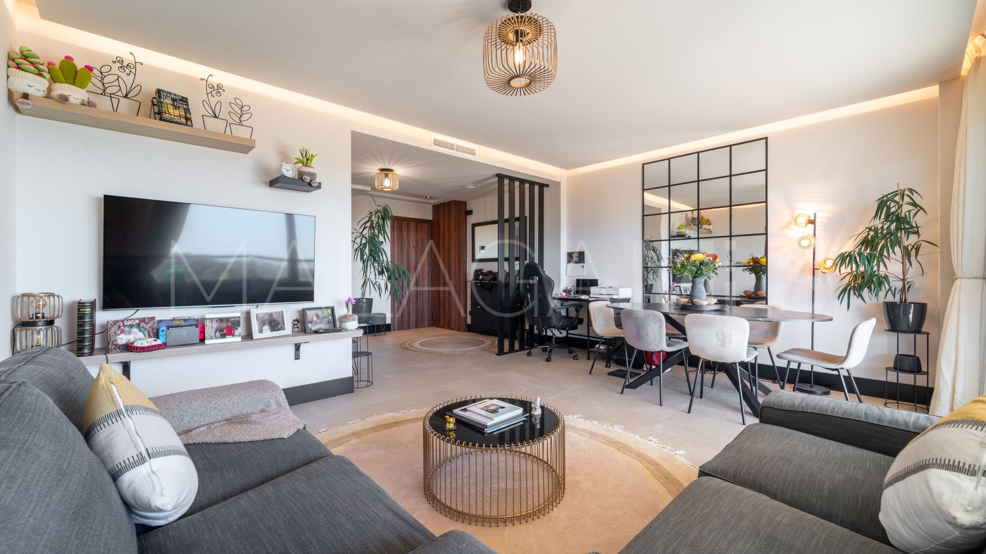 Lägenhet for sale in Marbella Lake