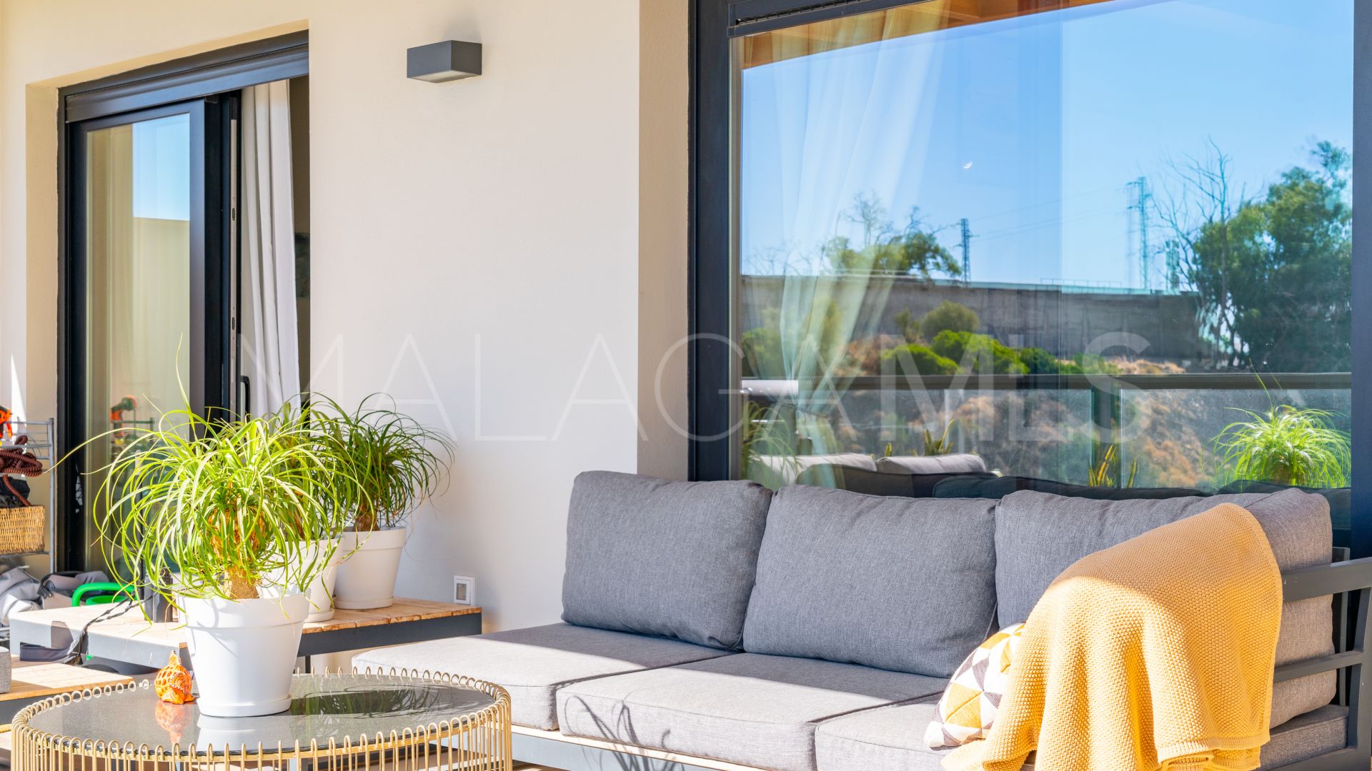 Lägenhet for sale in Marbella Lake