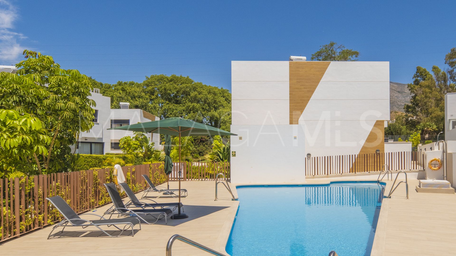 Radhus for sale in Los Naranjos de Marbella