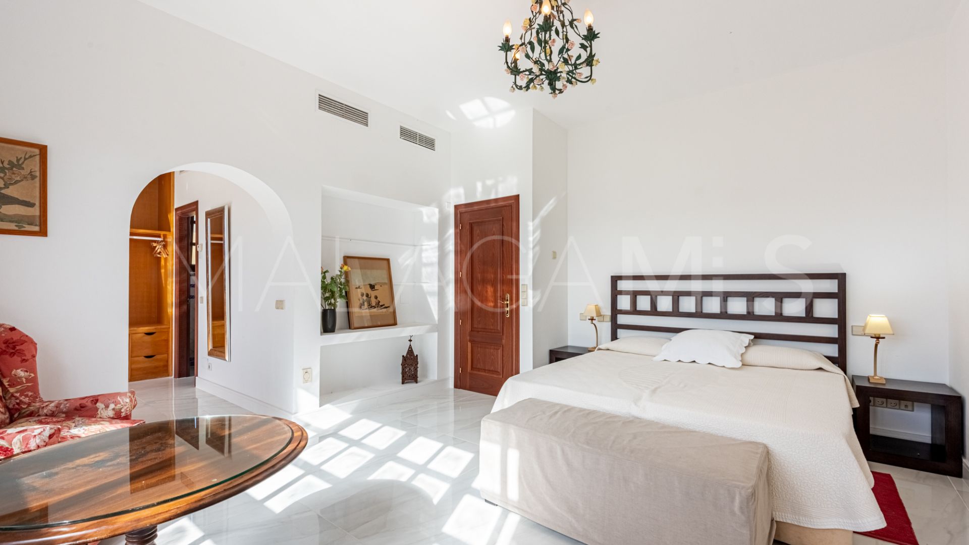 Villa for sale in San Pedro de Alcantara