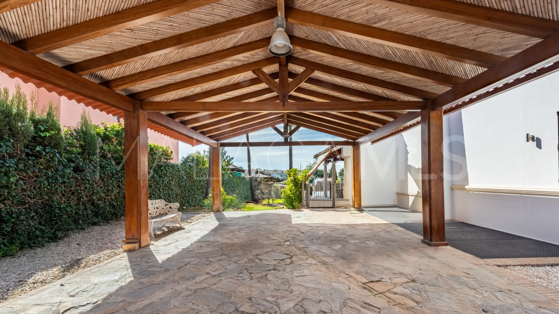 Villa for sale in San Pedro de Alcantara