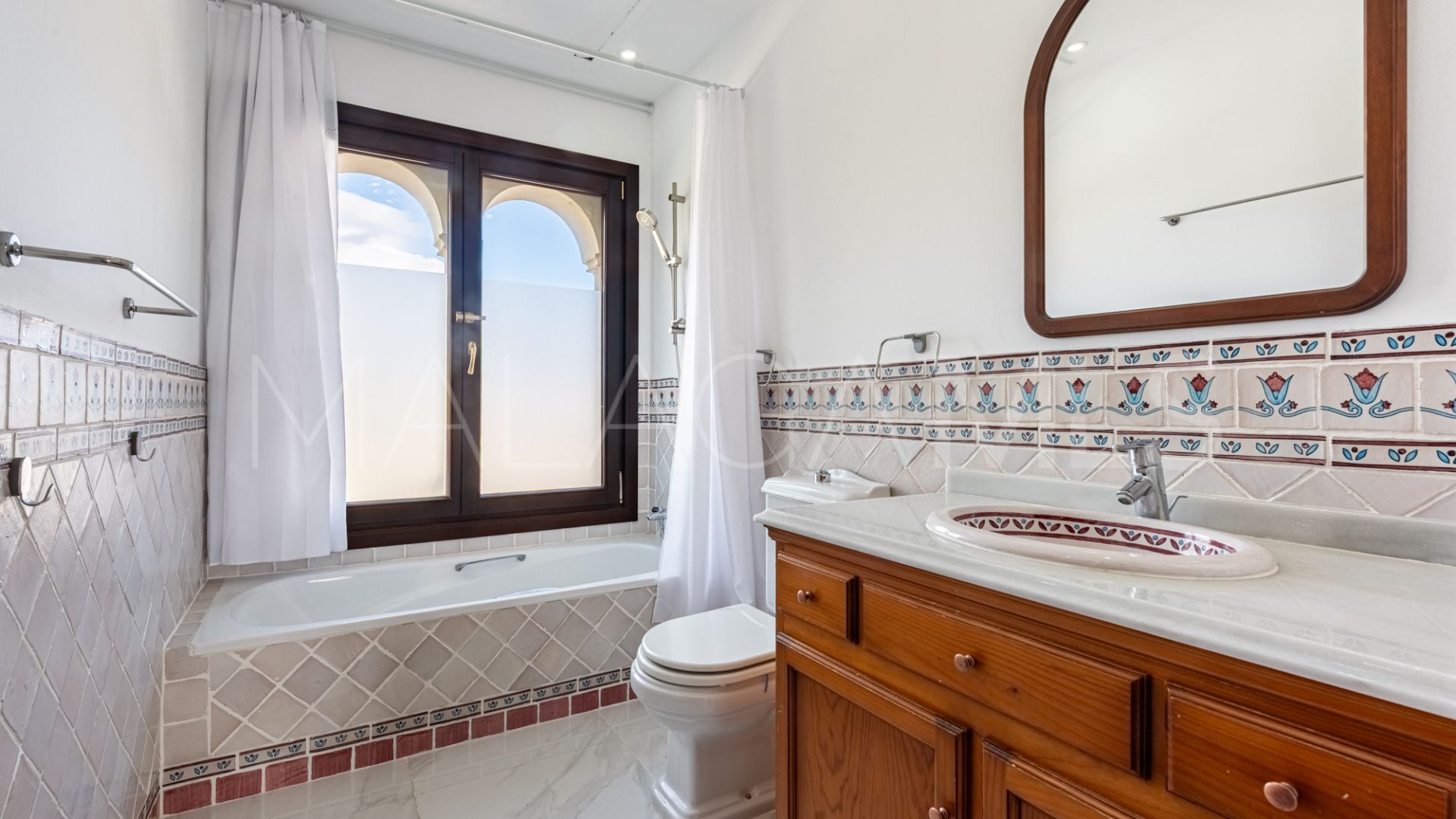 Villa for sale in San Pedro de Alcantara