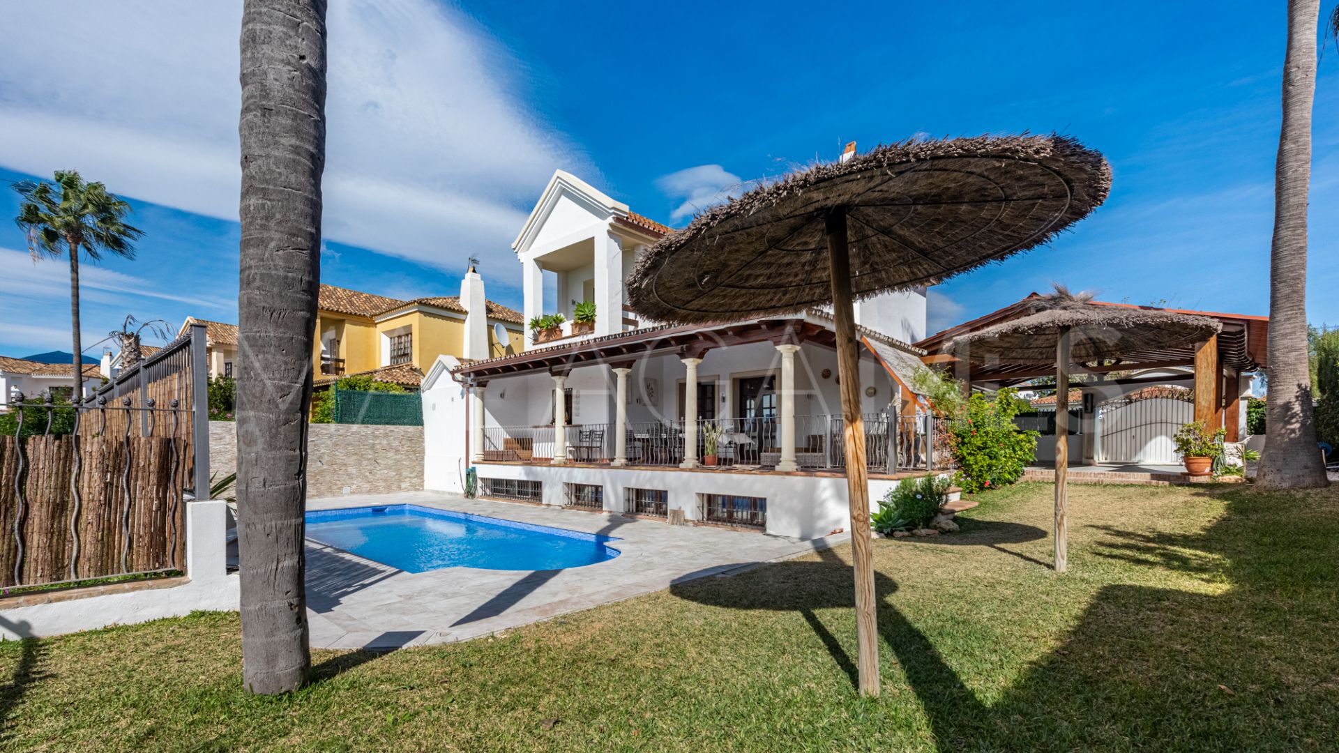 Villa for sale in San Pedro de Alcantara