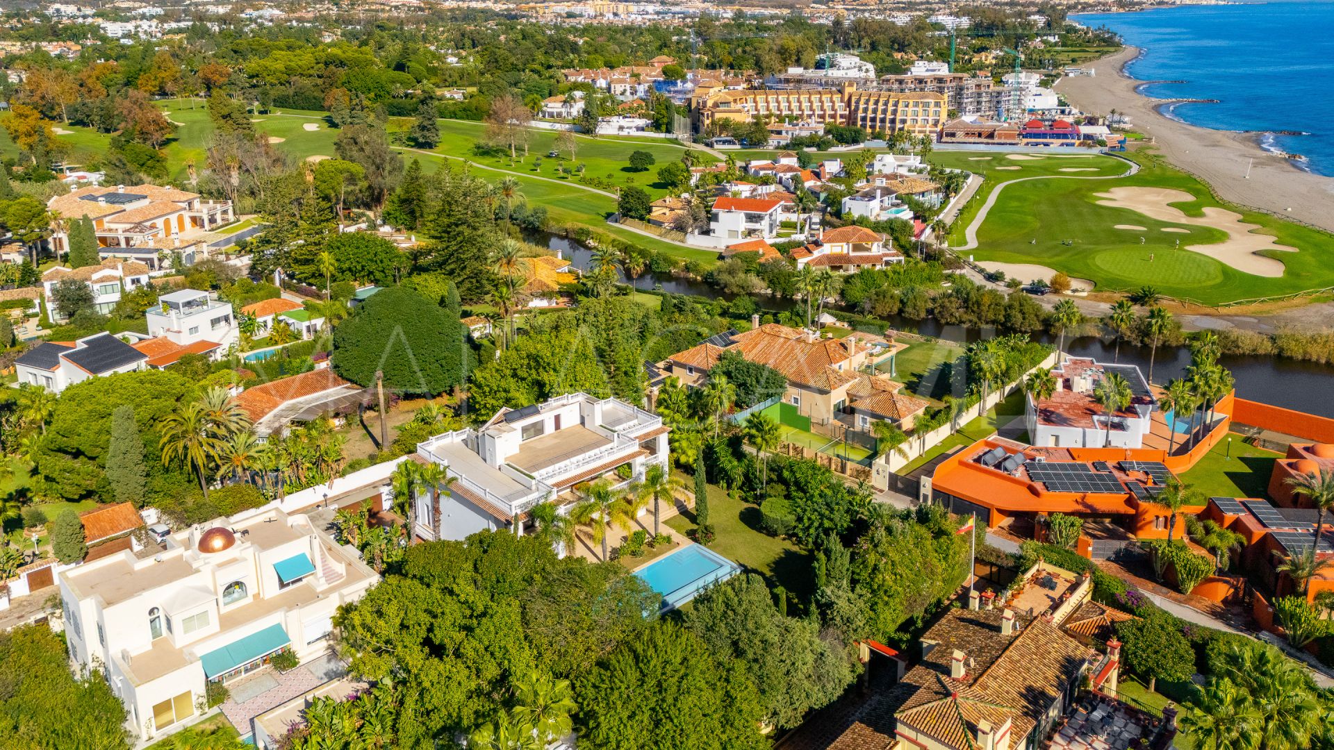 Villa for sale in Casasola