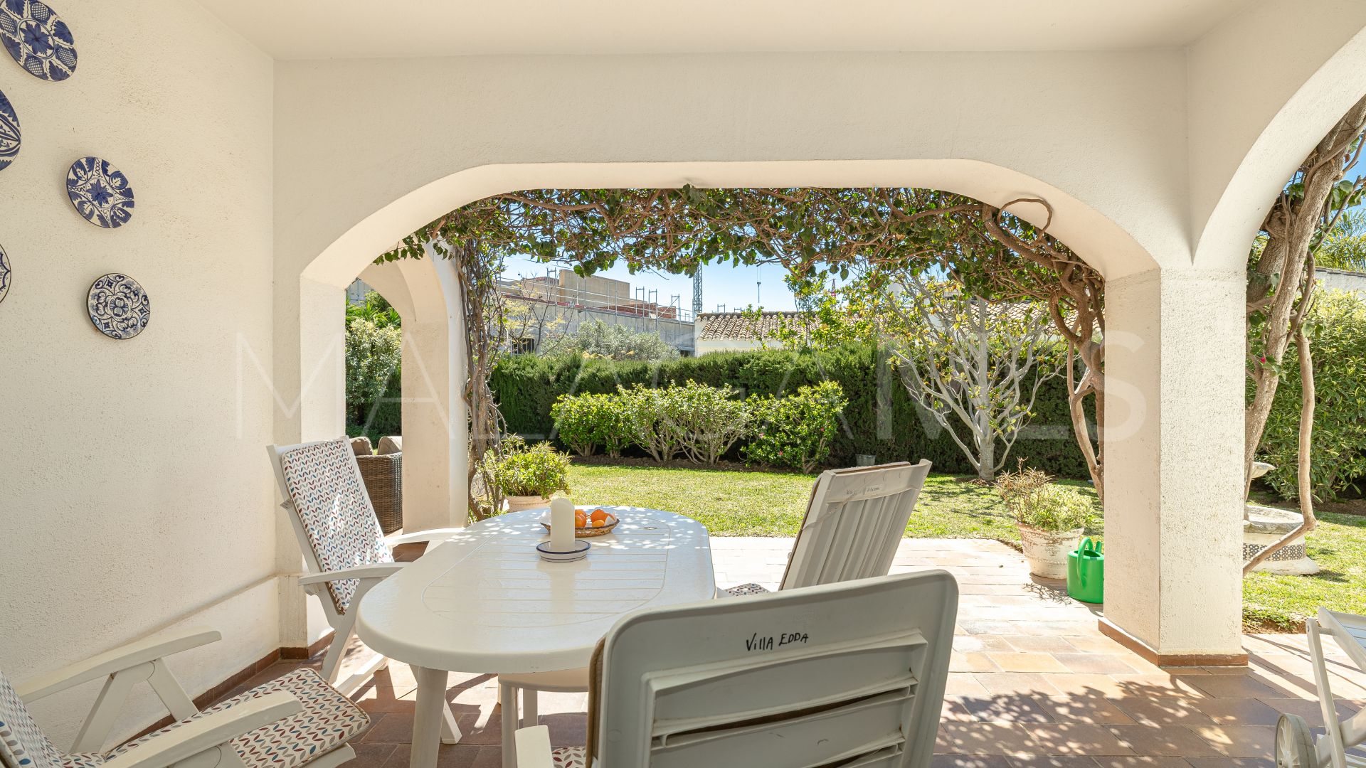 Villa in Las Chapas for sale