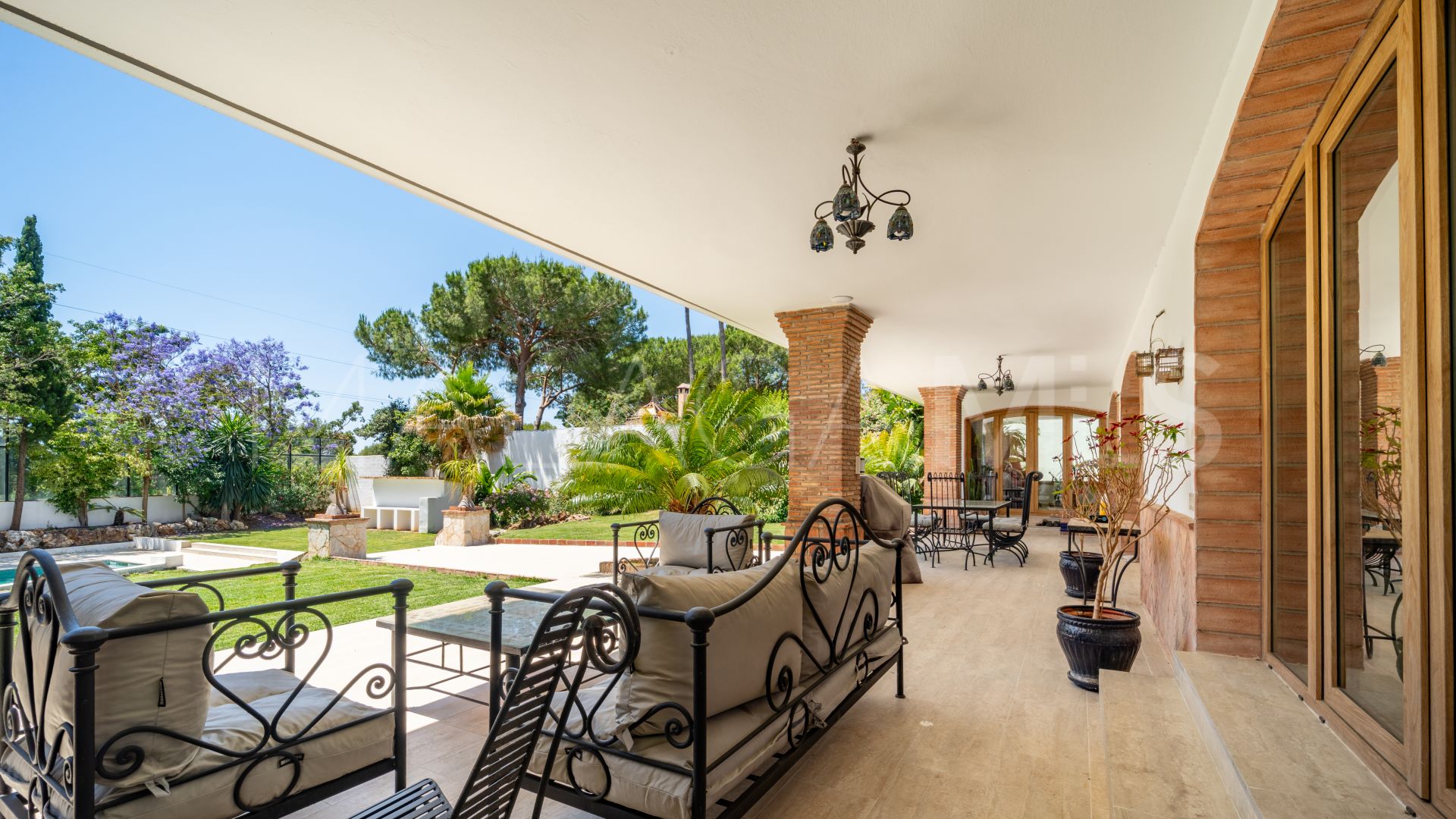 Villa for sale in Rocio de Nagüeles de 4 bedrooms