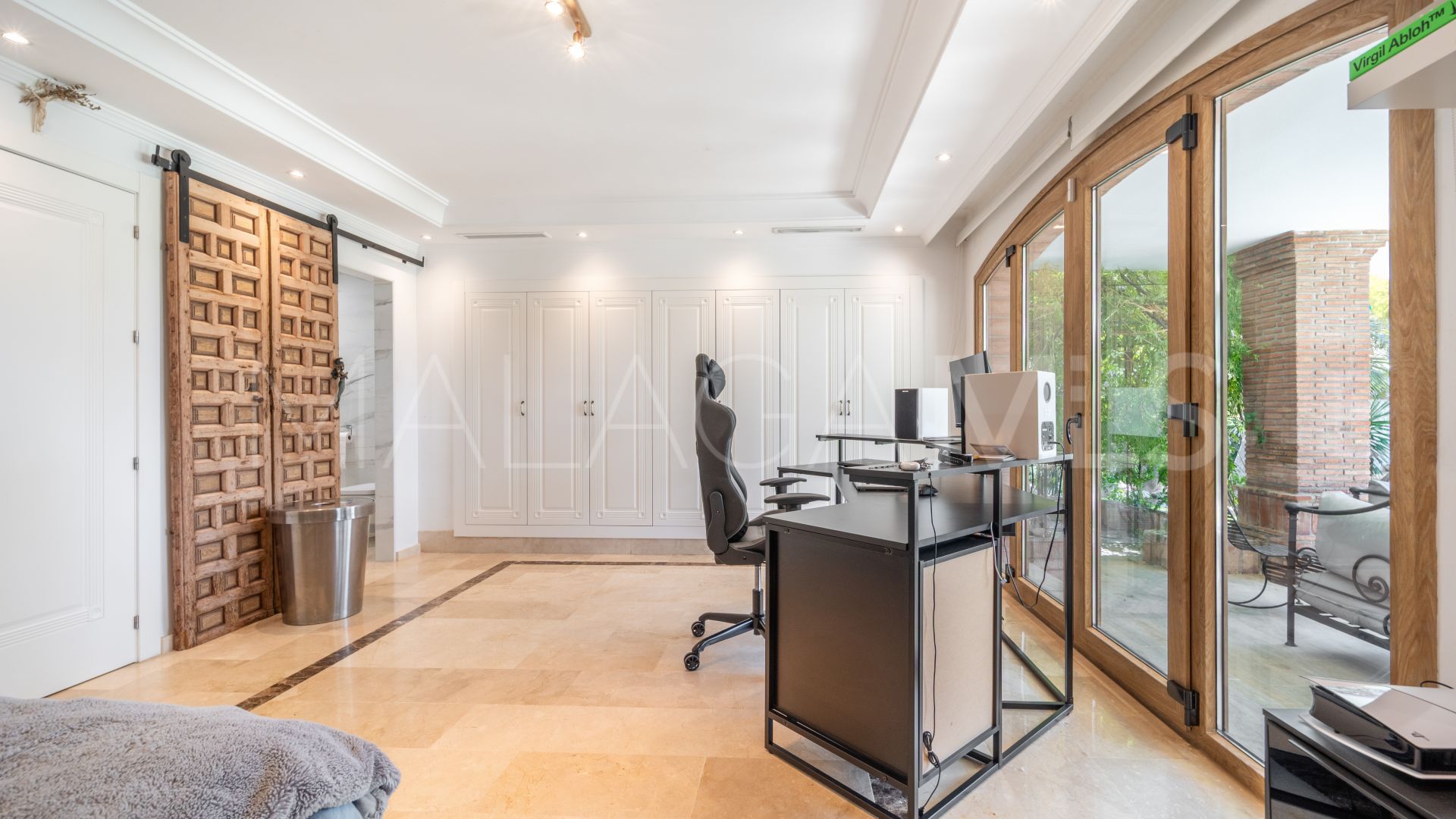 Villa for sale in Rocio de Nagüeles de 4 bedrooms