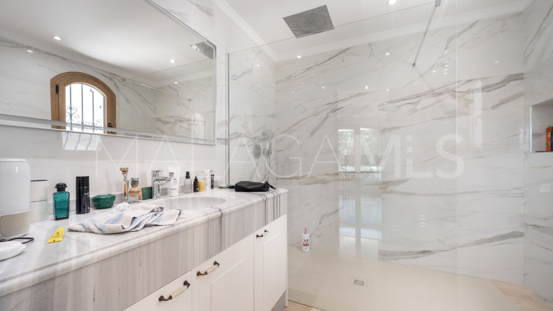 Villa for sale in Rocio de Nagüeles de 4 bedrooms