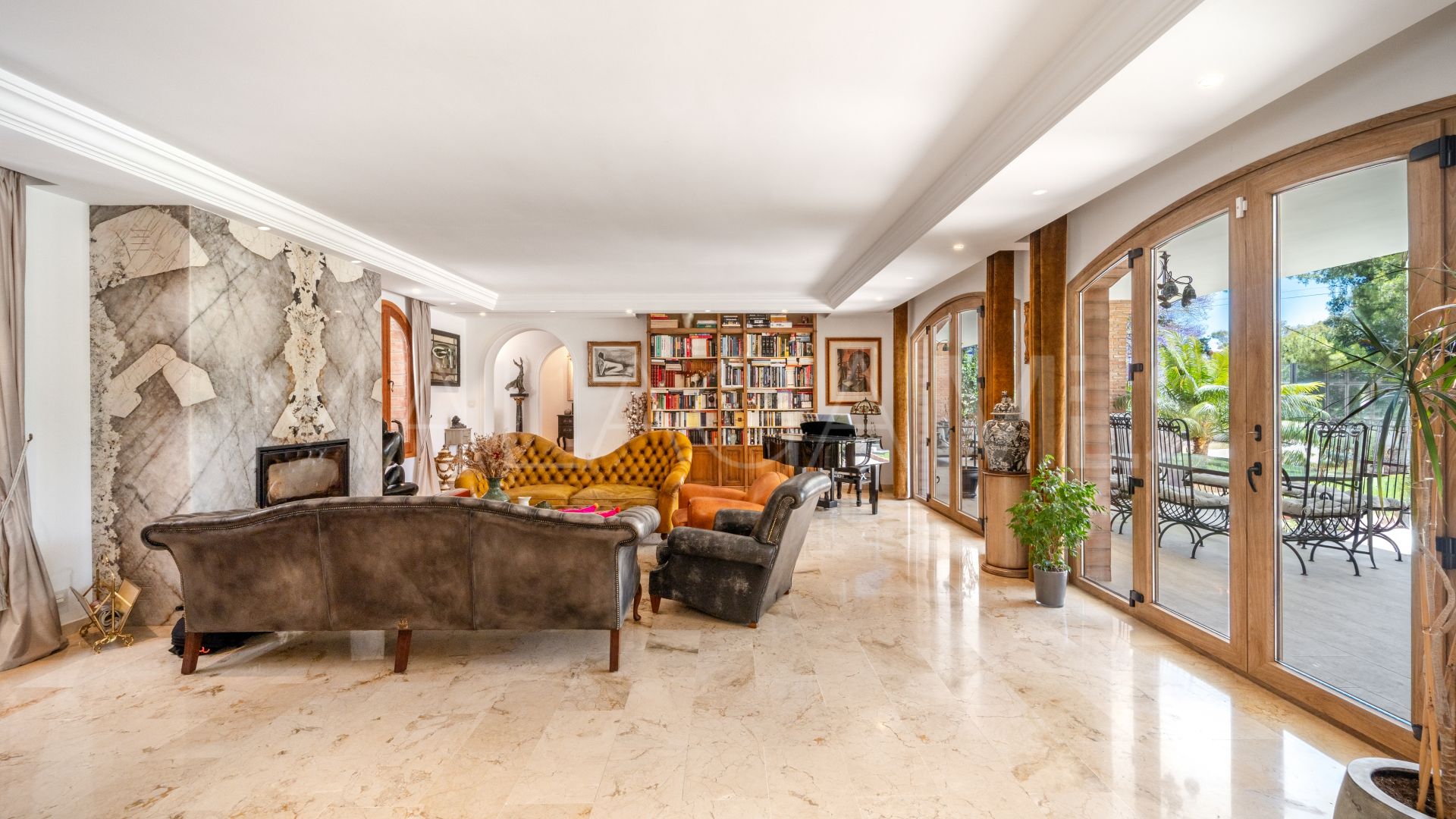 Villa for sale in Rocio de Nagüeles de 4 bedrooms