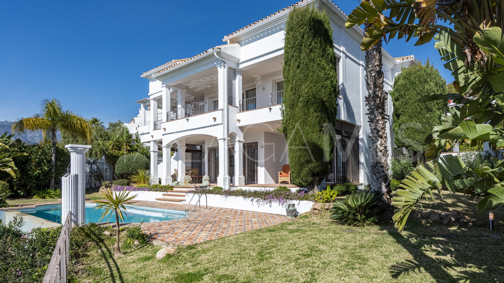 Villa for sale in Las Lomas de Pozuelo