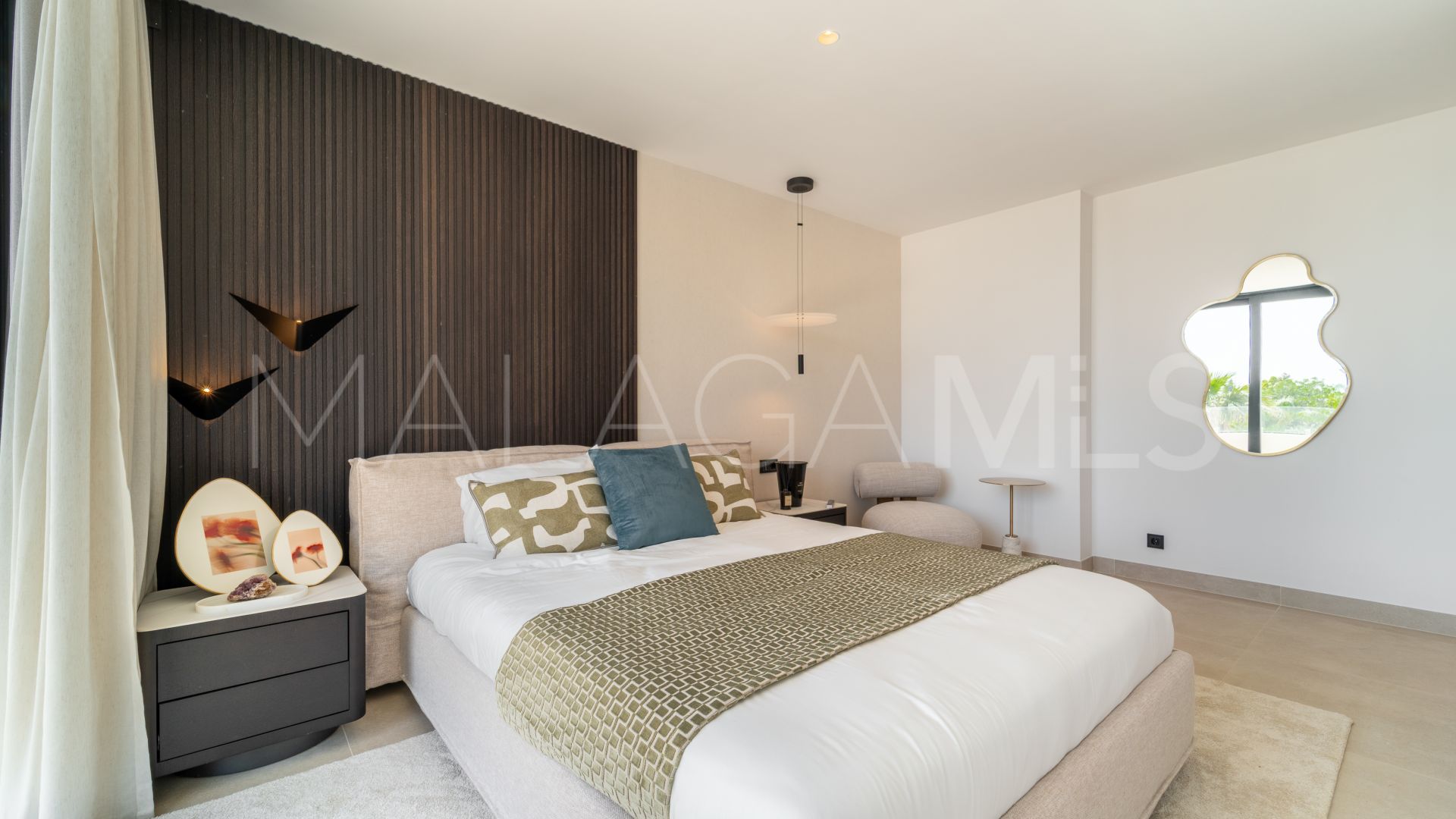 Rocio de Nagüeles, villa de 5 bedrooms for sale