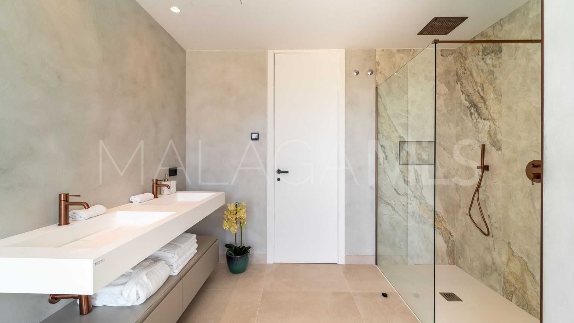 Rocio de Nagüeles, villa de 5 bedrooms for sale