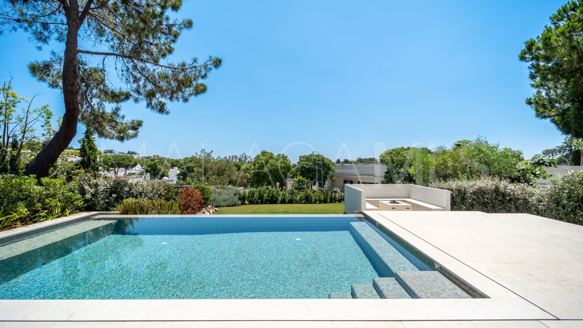 Villa for sale in Hacienda las Chapas