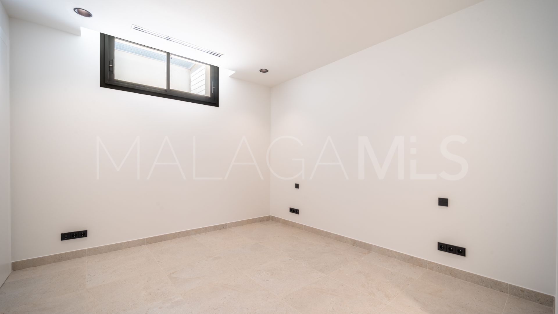 Villa for sale in Hacienda las Chapas