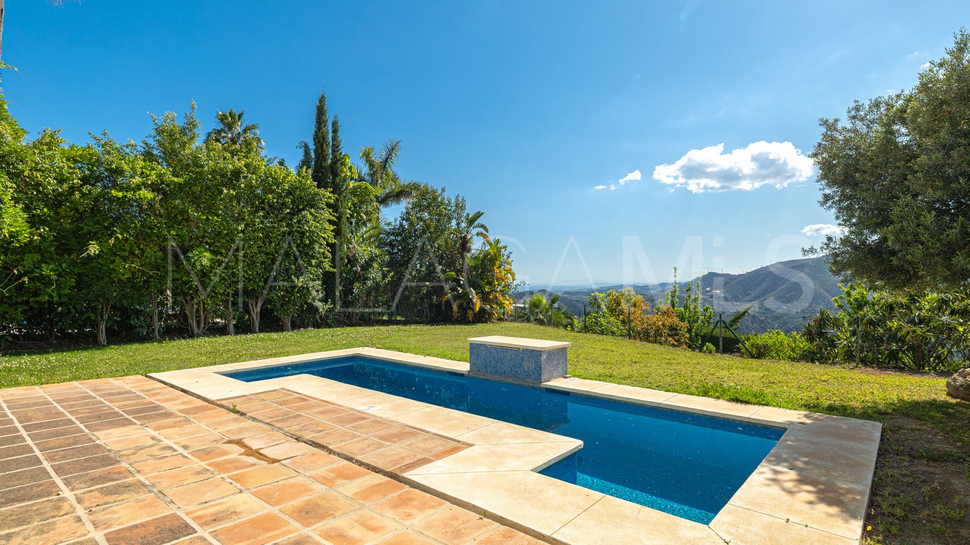 Villa for sale in Sierra Blanca Country Club