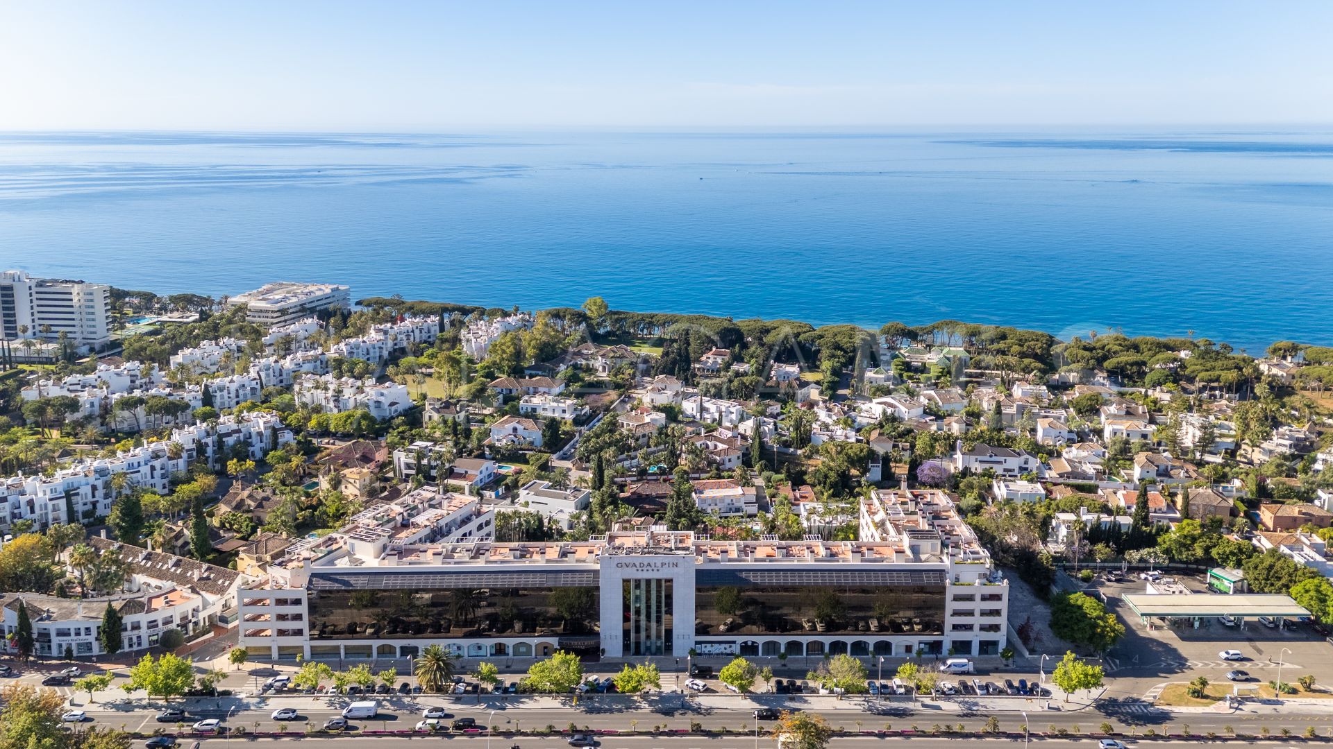 Lägenhet for sale in Guadalpin Suites