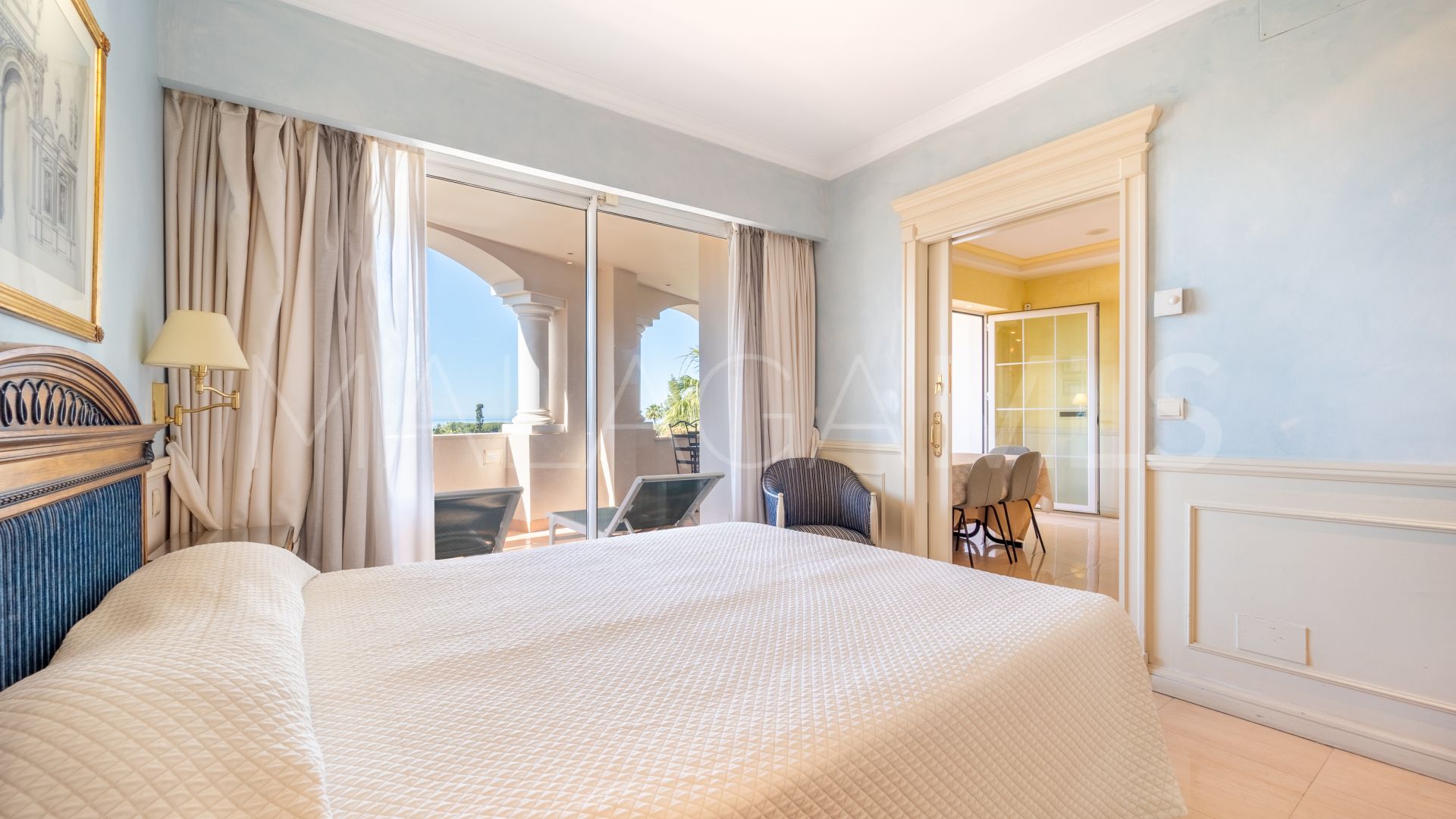 Lägenhet for sale in Guadalpin Suites