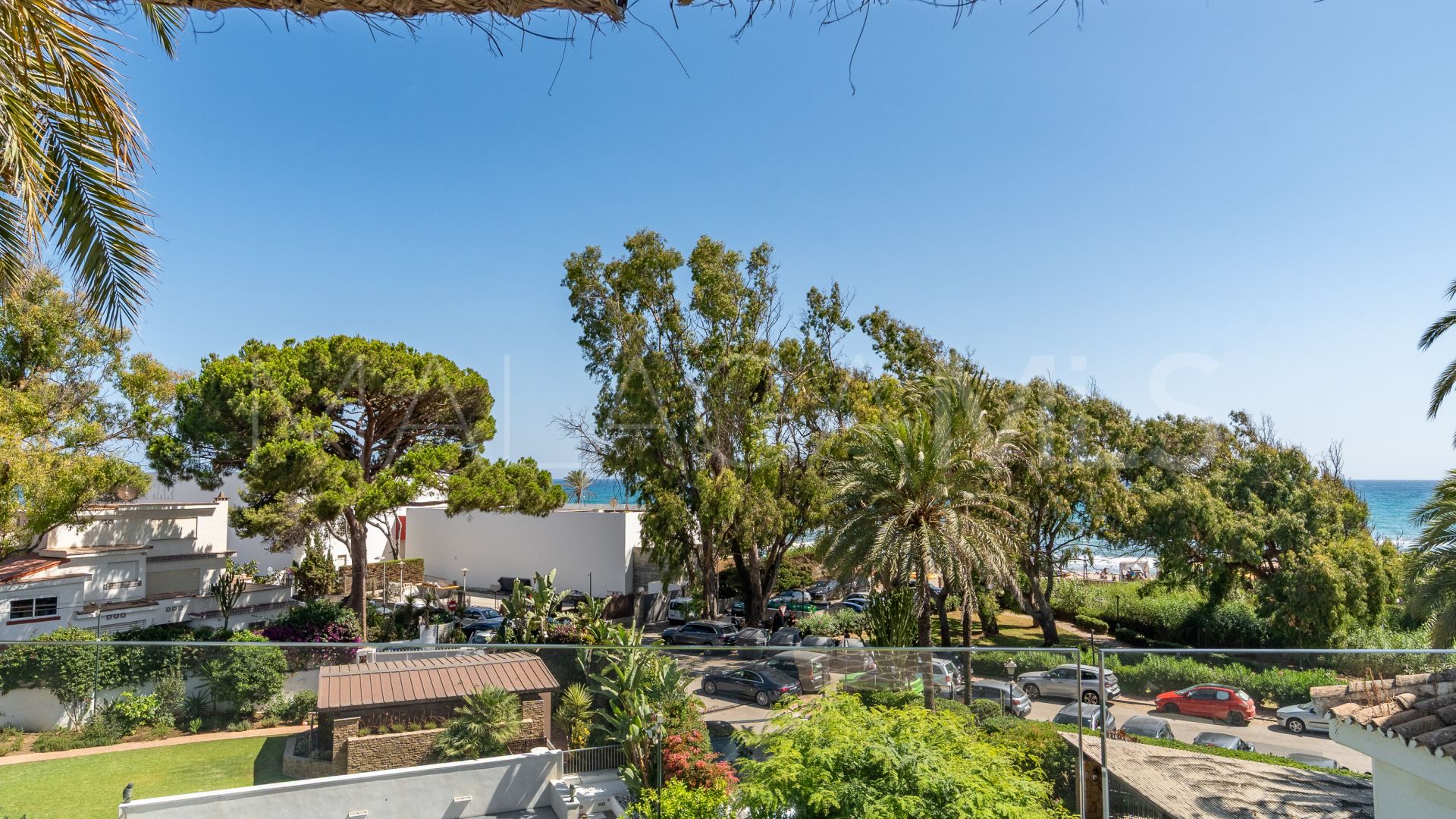 Buy 4 bedrooms penthouse in Golden Beach