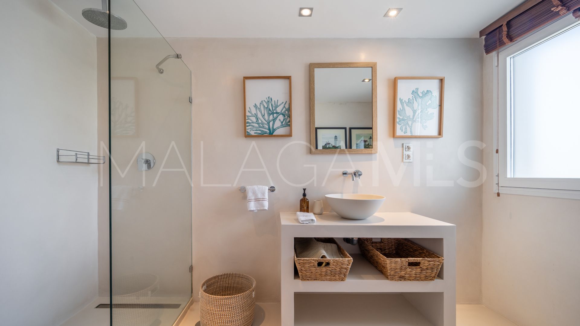 Buy 4 bedrooms penthouse in Golden Beach
