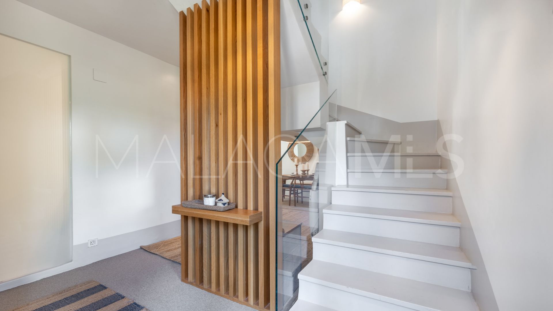 Buy 4 bedrooms penthouse in Golden Beach