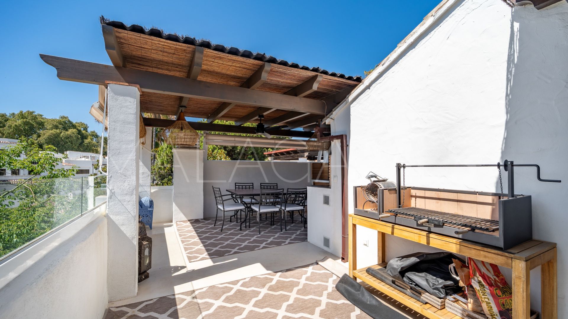 Buy 4 bedrooms penthouse in Golden Beach