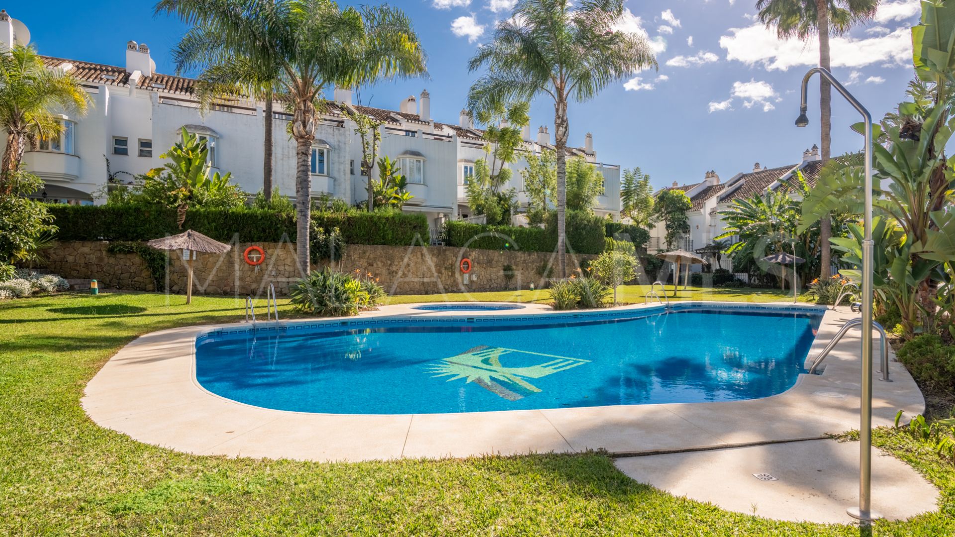 Radhus for sale in Arco Iris