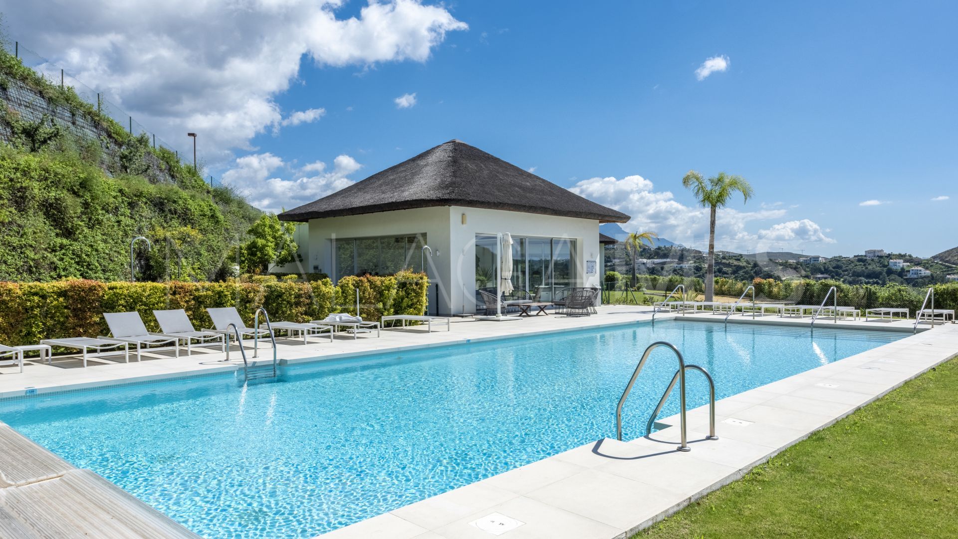 Apartment in Marbella Club Hills for sale