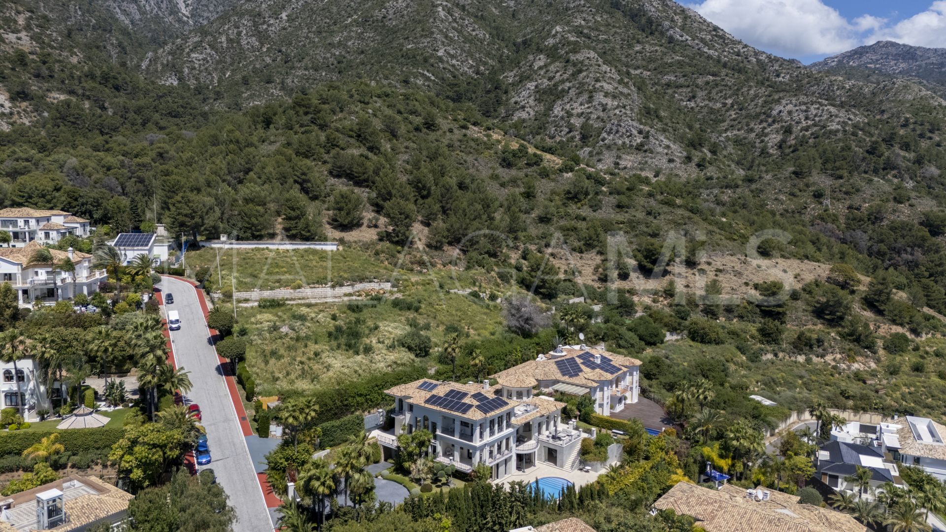 Buy villa de 6 bedrooms in Sierra Blanca
