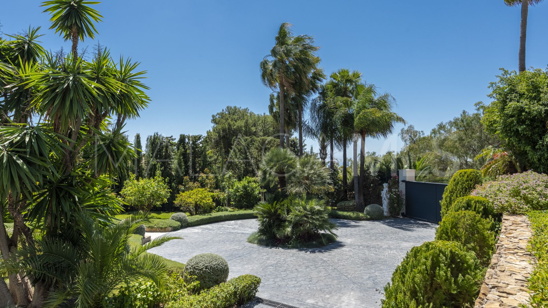 Buy villa de 6 bedrooms in Sierra Blanca