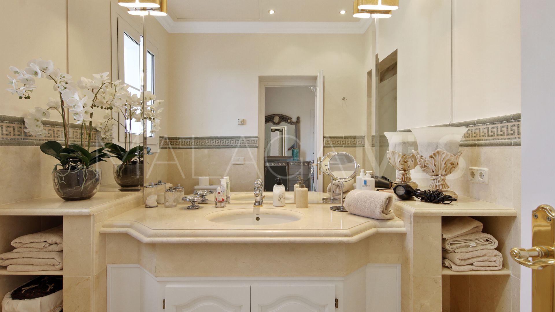 Villa for sale in La Zagaleta