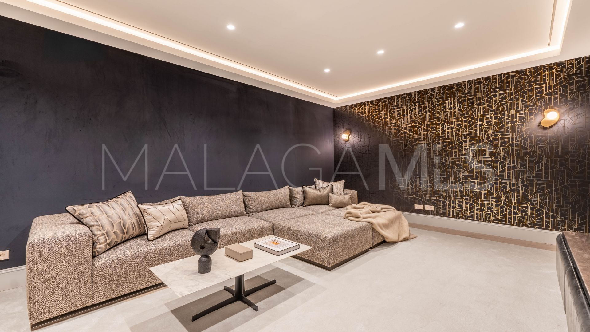 For sale La Cerquilla villa with 4 bedrooms