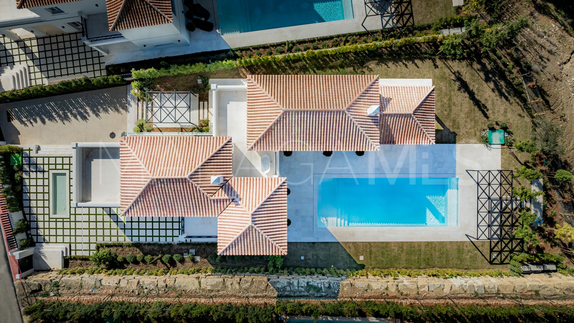 For sale La Cerquilla villa with 4 bedrooms