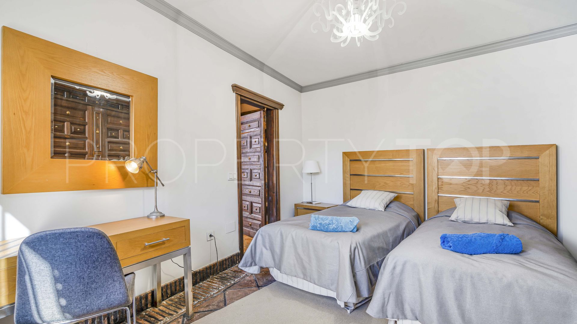 Costabella, villa con 4 dormitorios a la venta