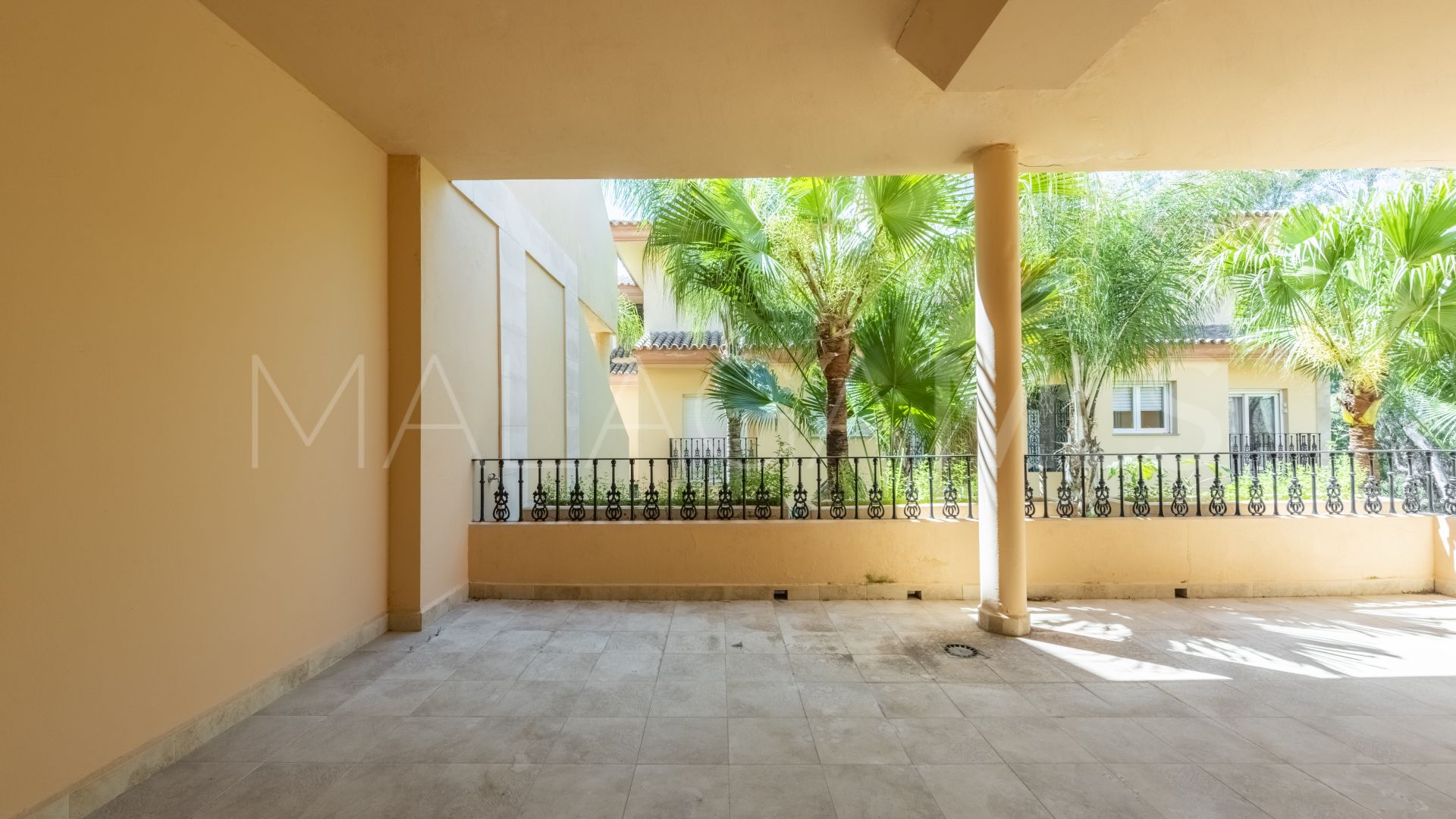 Apartamento planta baja for sale with 1 bedroom in Vista Real